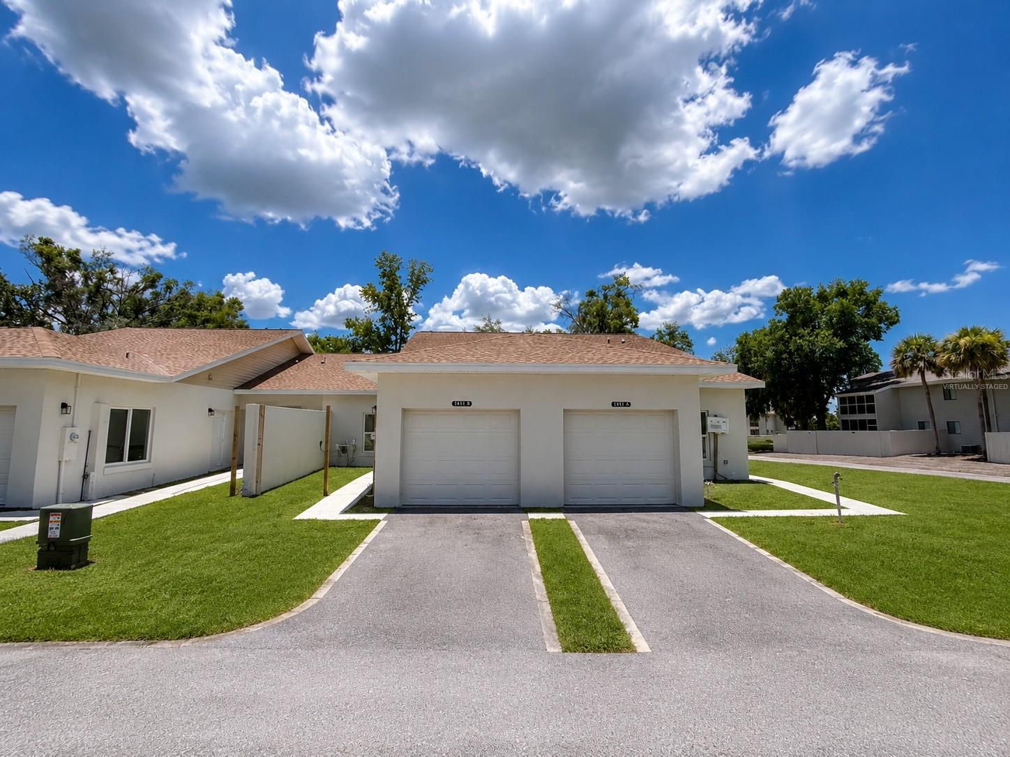 1411 Oak Pl #b Property Photo 1