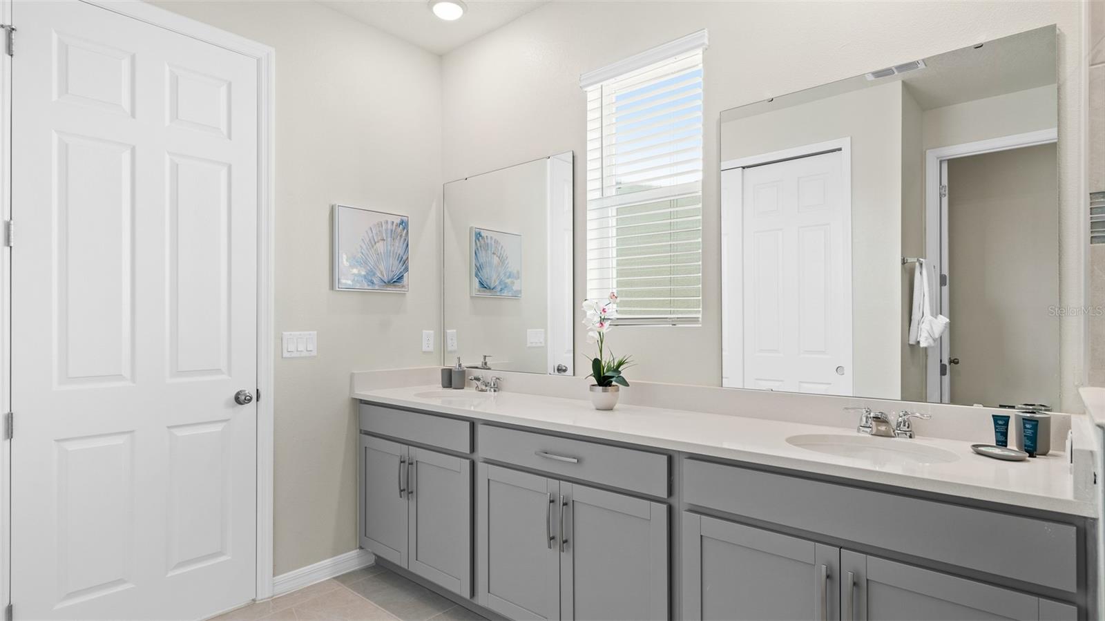 8917 Coconut Breeze Dr Property Photo 20