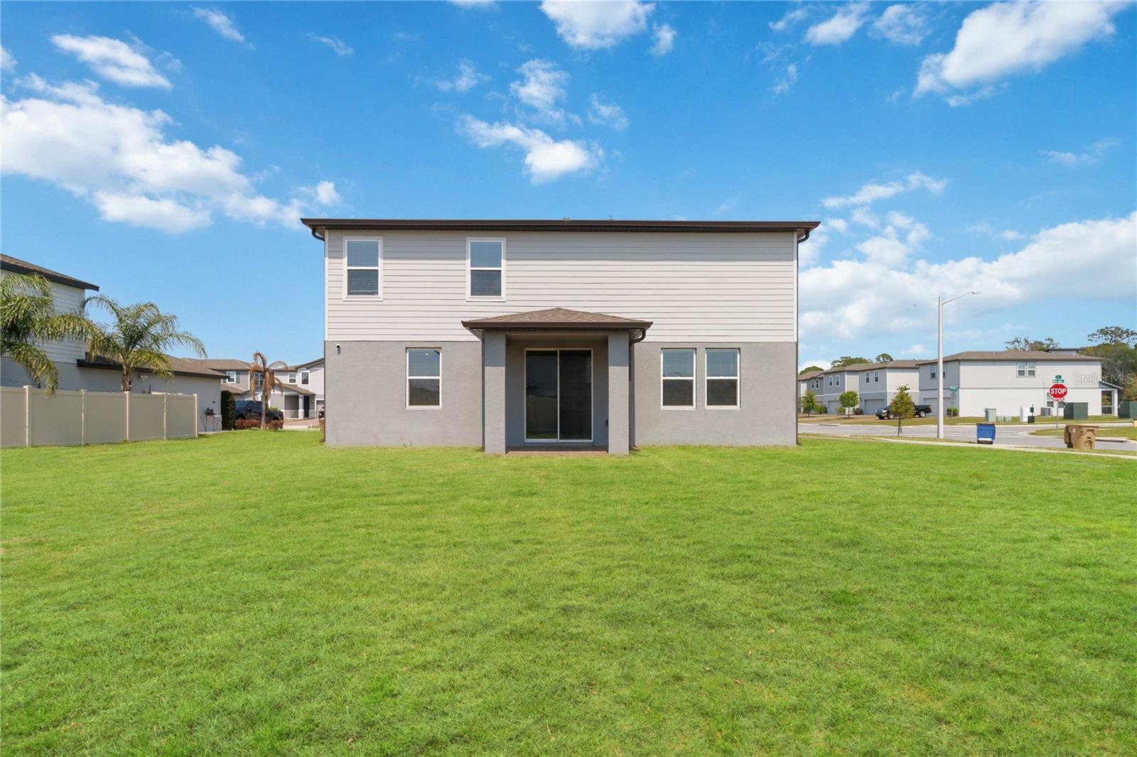 5298 Meredrew Ln Property Photo 12