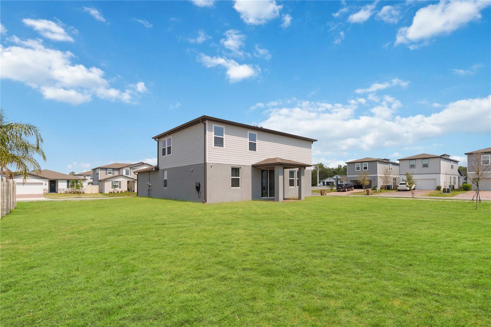 5298 Meredrew Ln Property Photo 13