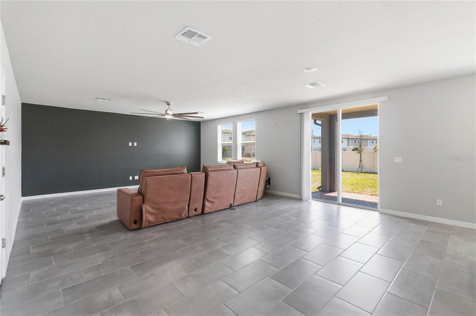 5298 Meredrew Ln Property Photo 19