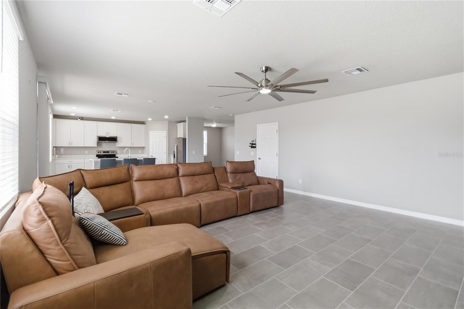 5298 Meredrew Ln Property Photo 21