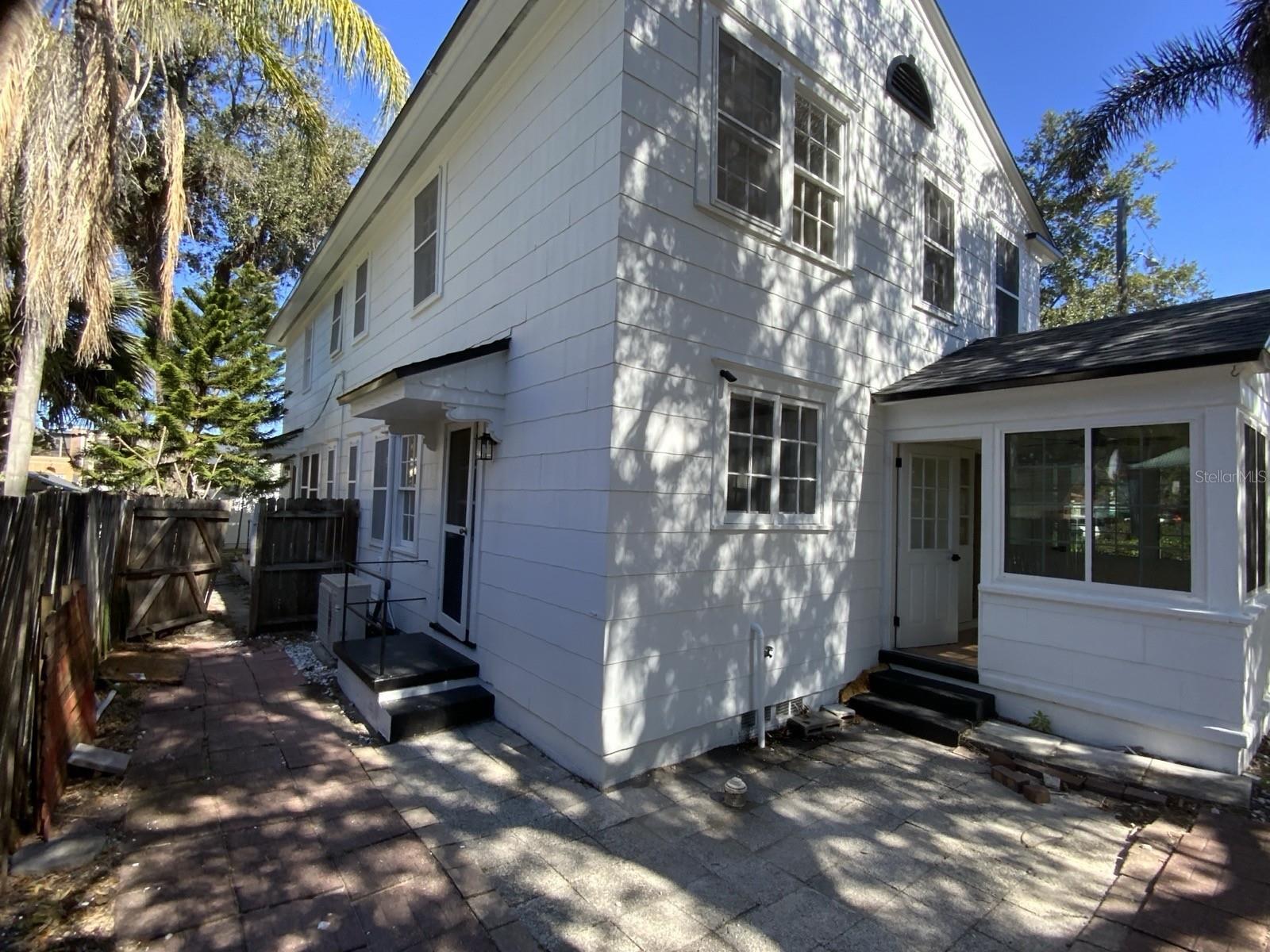 608 Highland Ave Property Photo 13