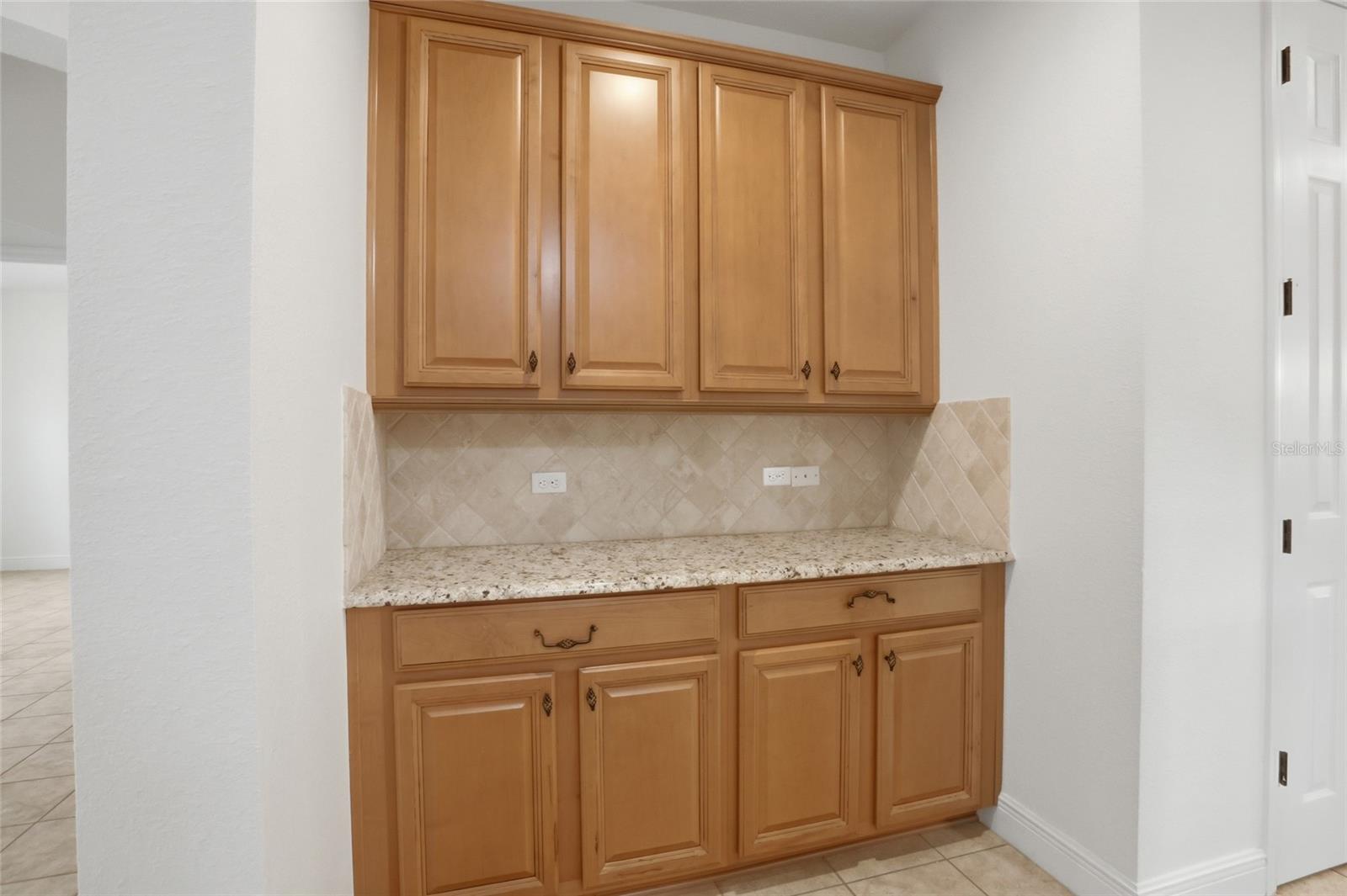2330 Kelbrook Ct Property Photo 15