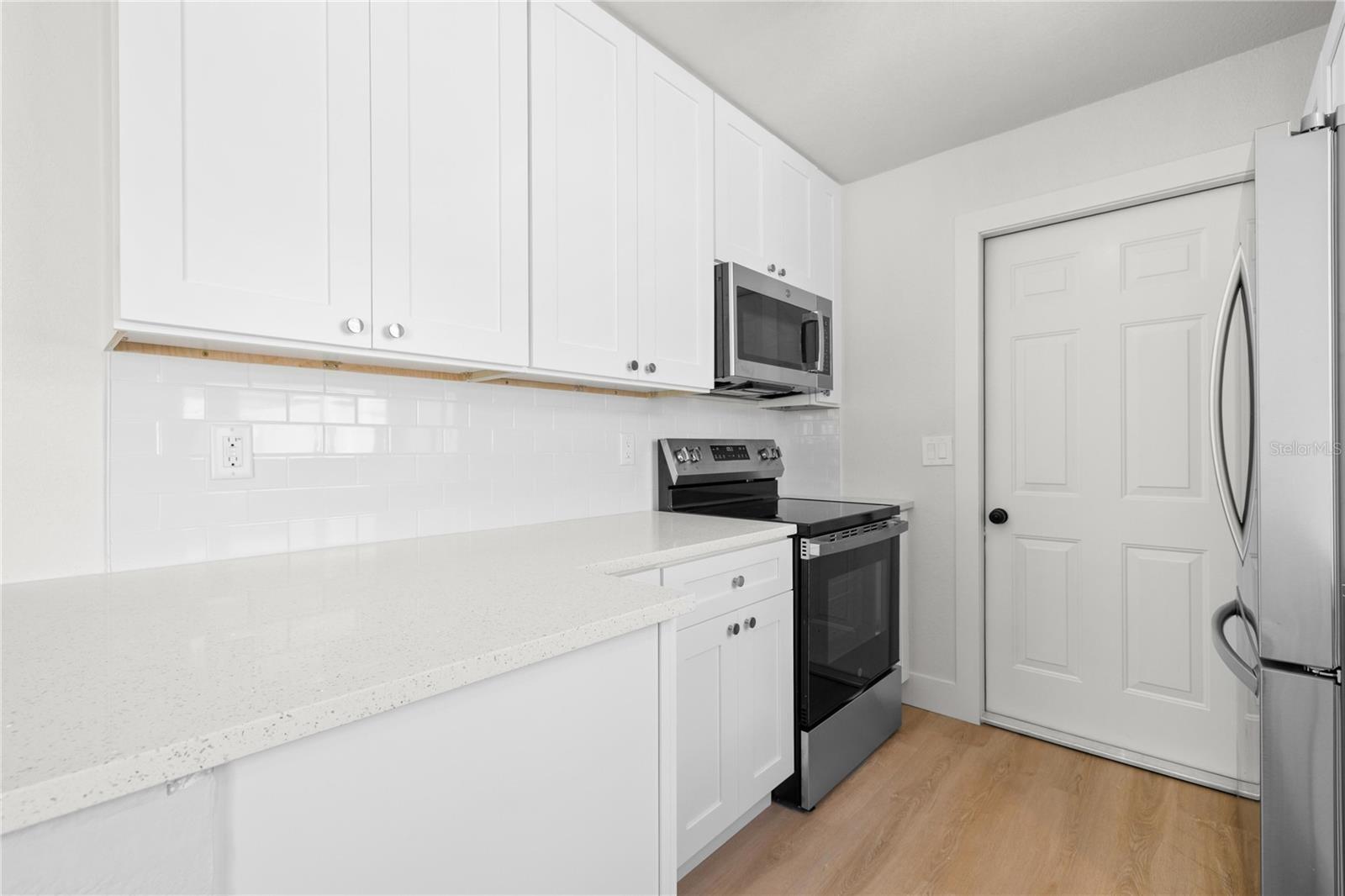 13388 1st St E Property Photo 19