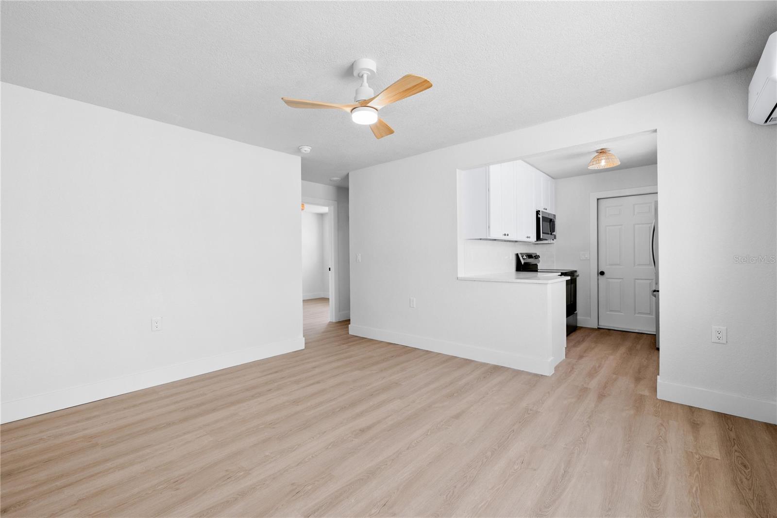 13388 1st St E Property Photo 23