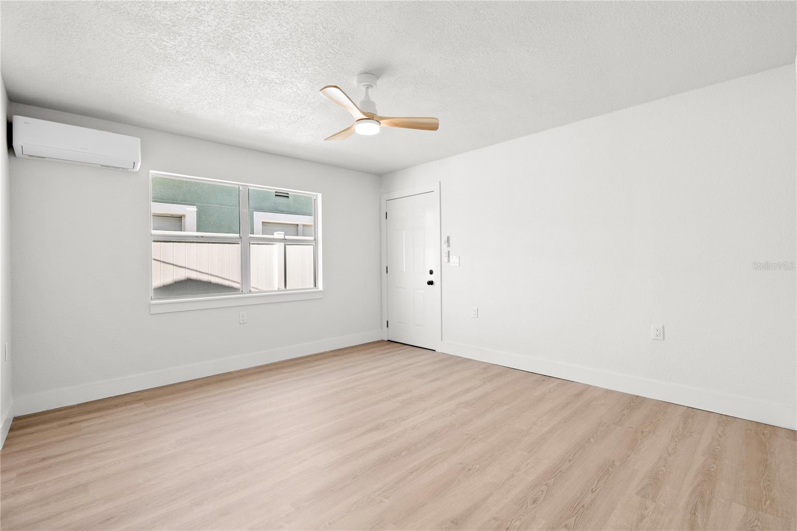 13388 1st St E Property Photo 25