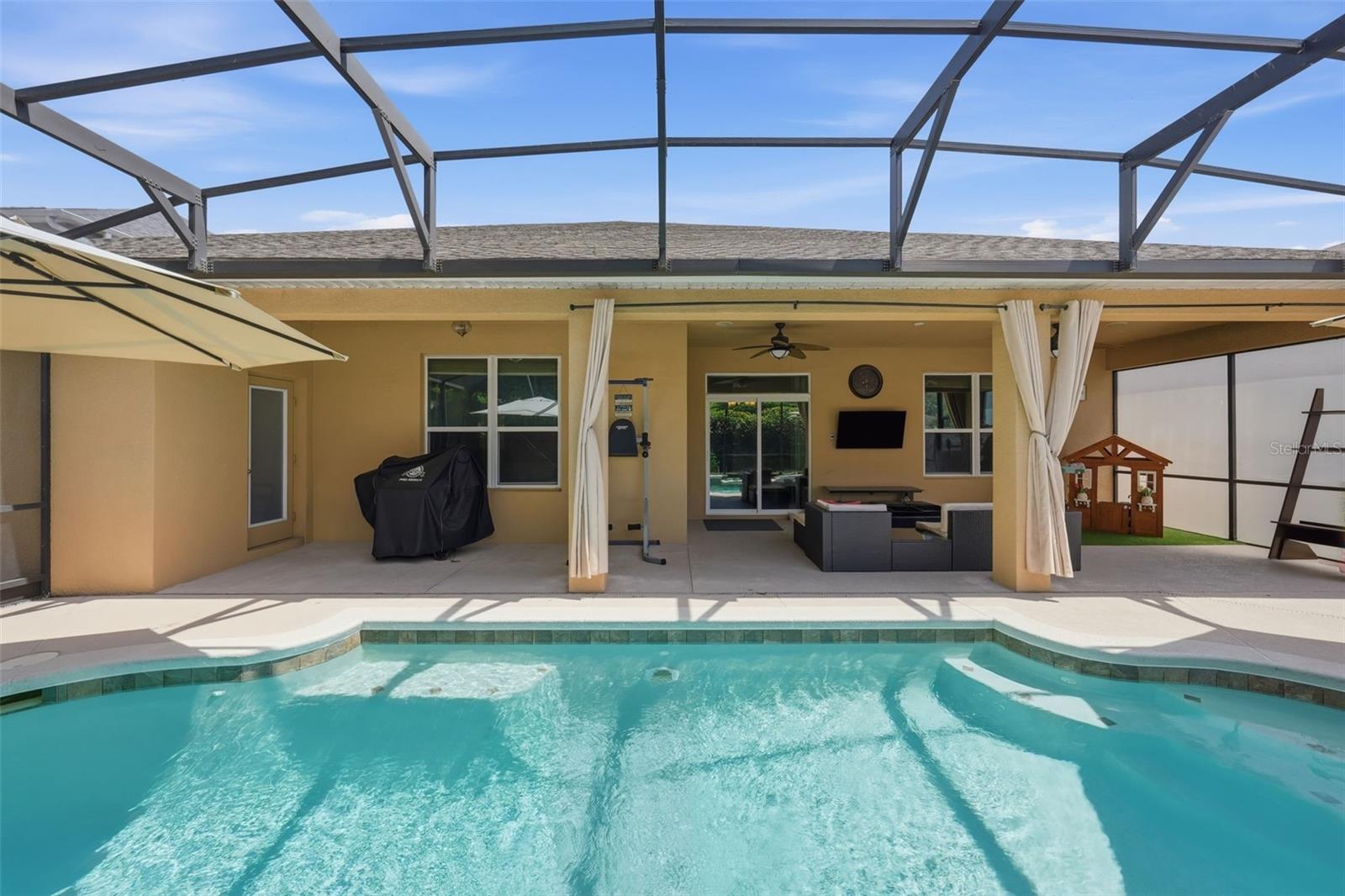 979 Counts Crest Cir Property Photo 20