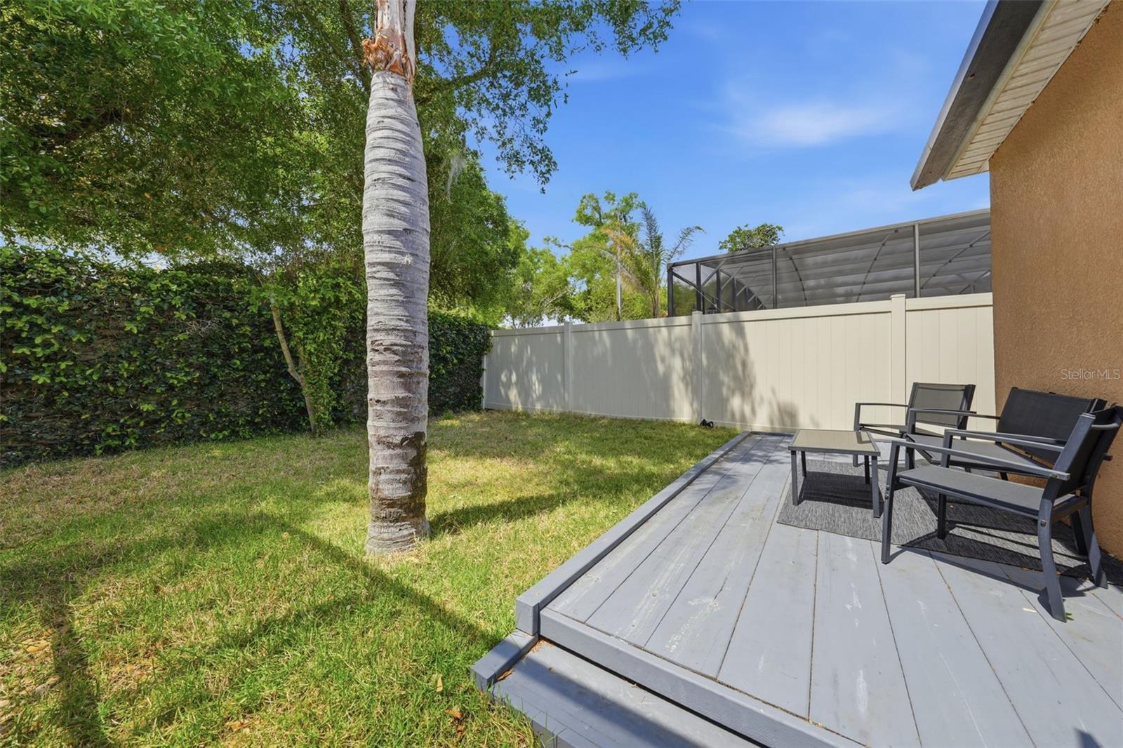 979 Counts Crest Cir Property Photo 33