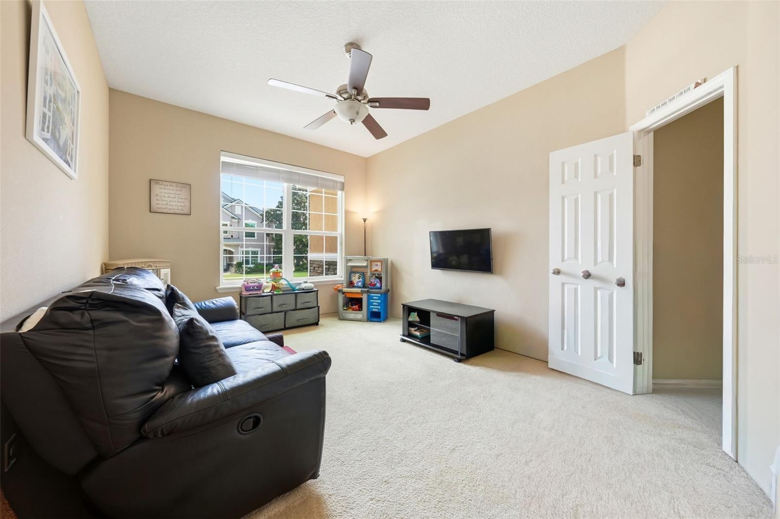 979 Counts Crest Cir Property Photo 35