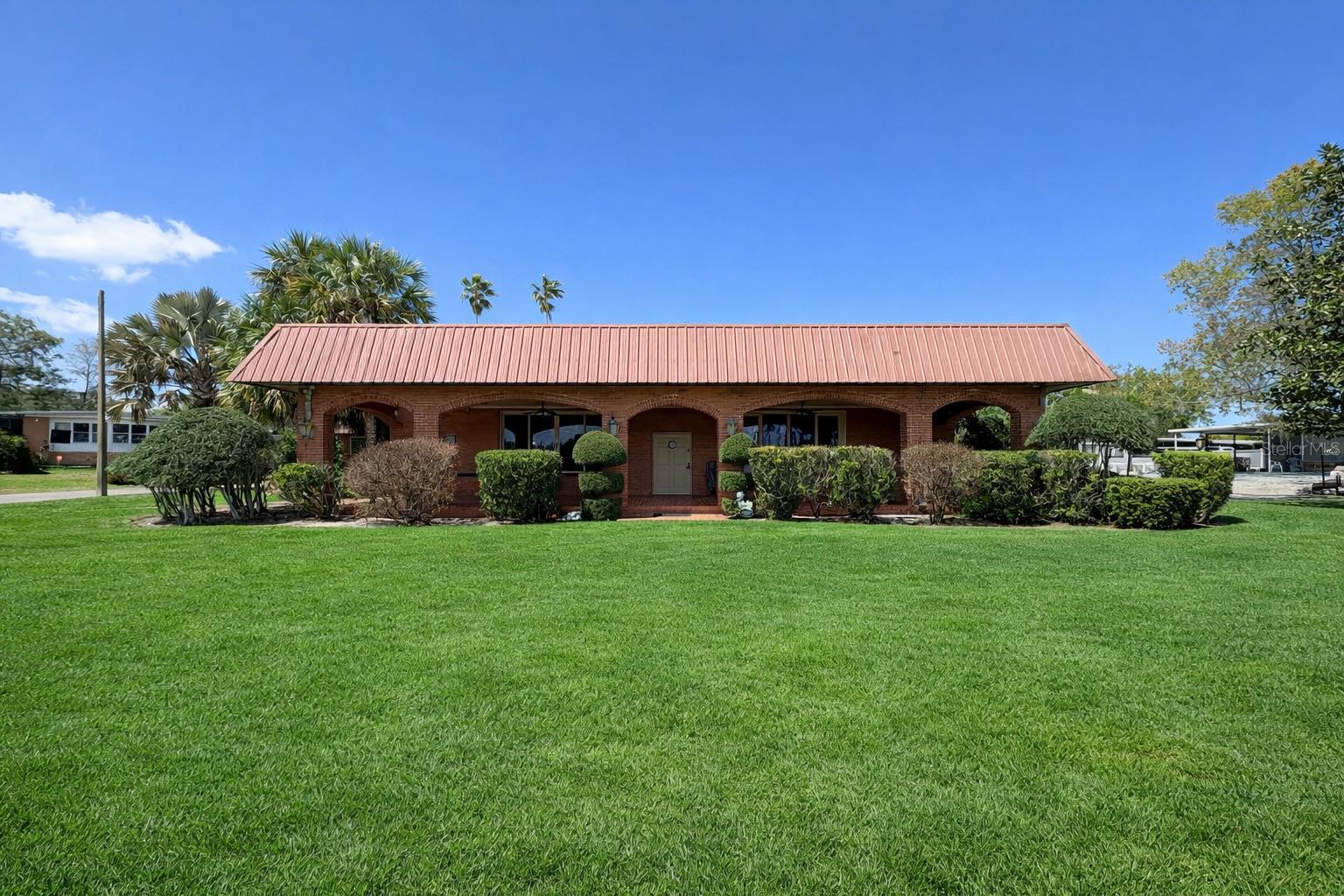 6 Palm Way Property Photo 1