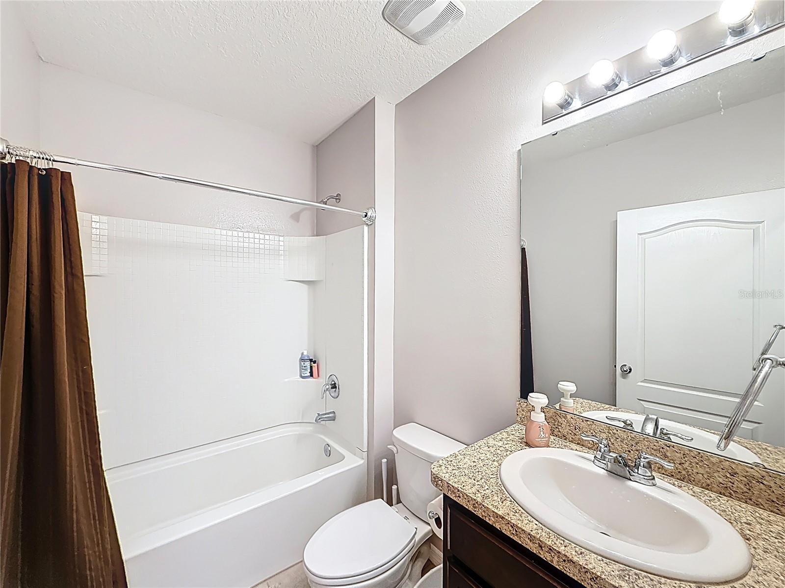 3689 Maidencain St Property Photo 28