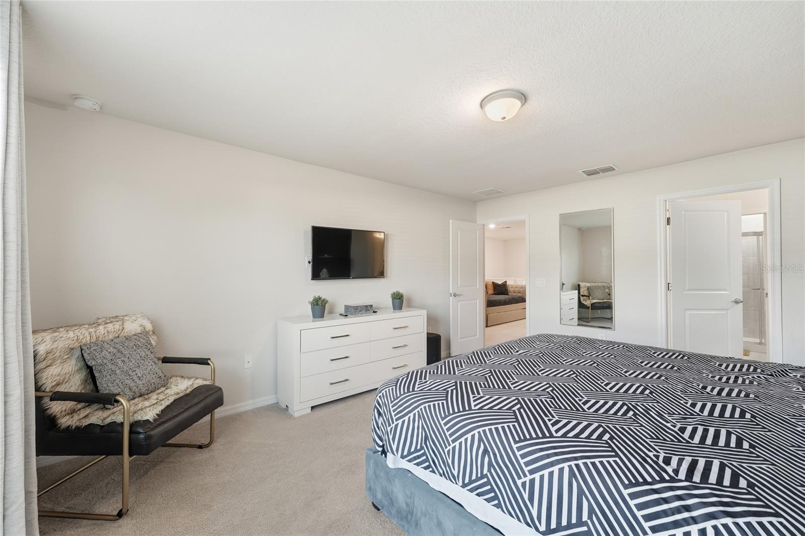 236 Jetty Way Property Photo 10