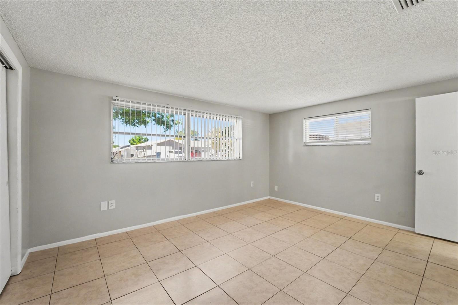 7744 Waterford St Property Photo 22