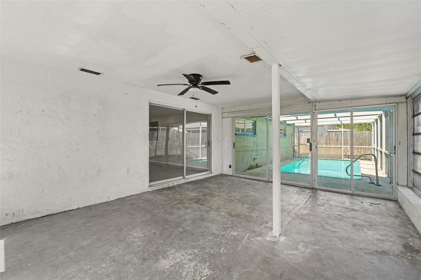 7744 Waterford St Property Photo 28