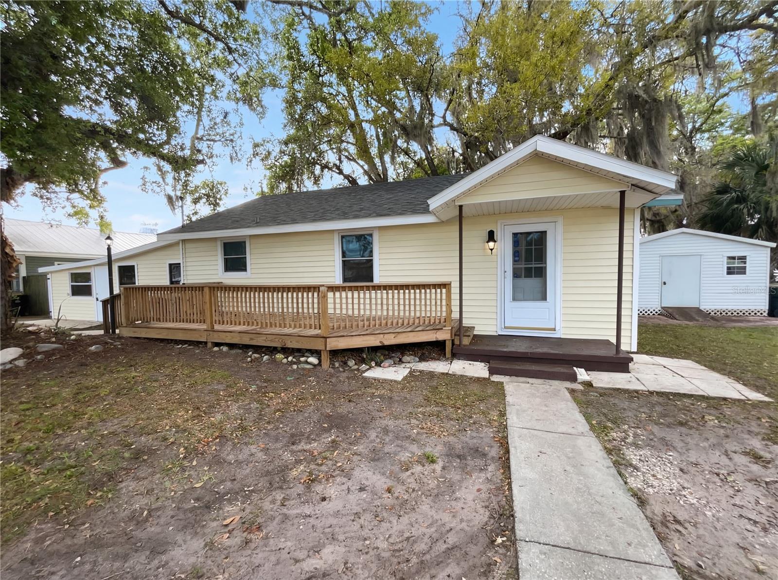 1623 12TH ST Property Photo 1