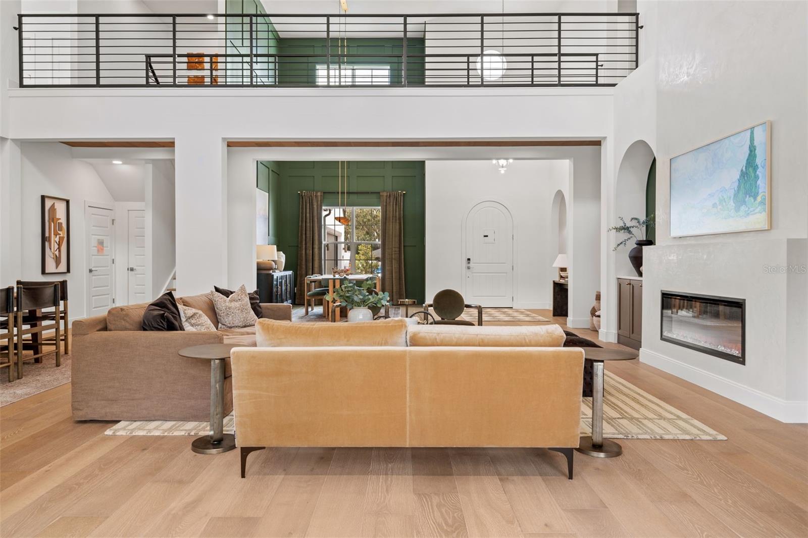 2080 Lake Markham Rd Property Photo 6