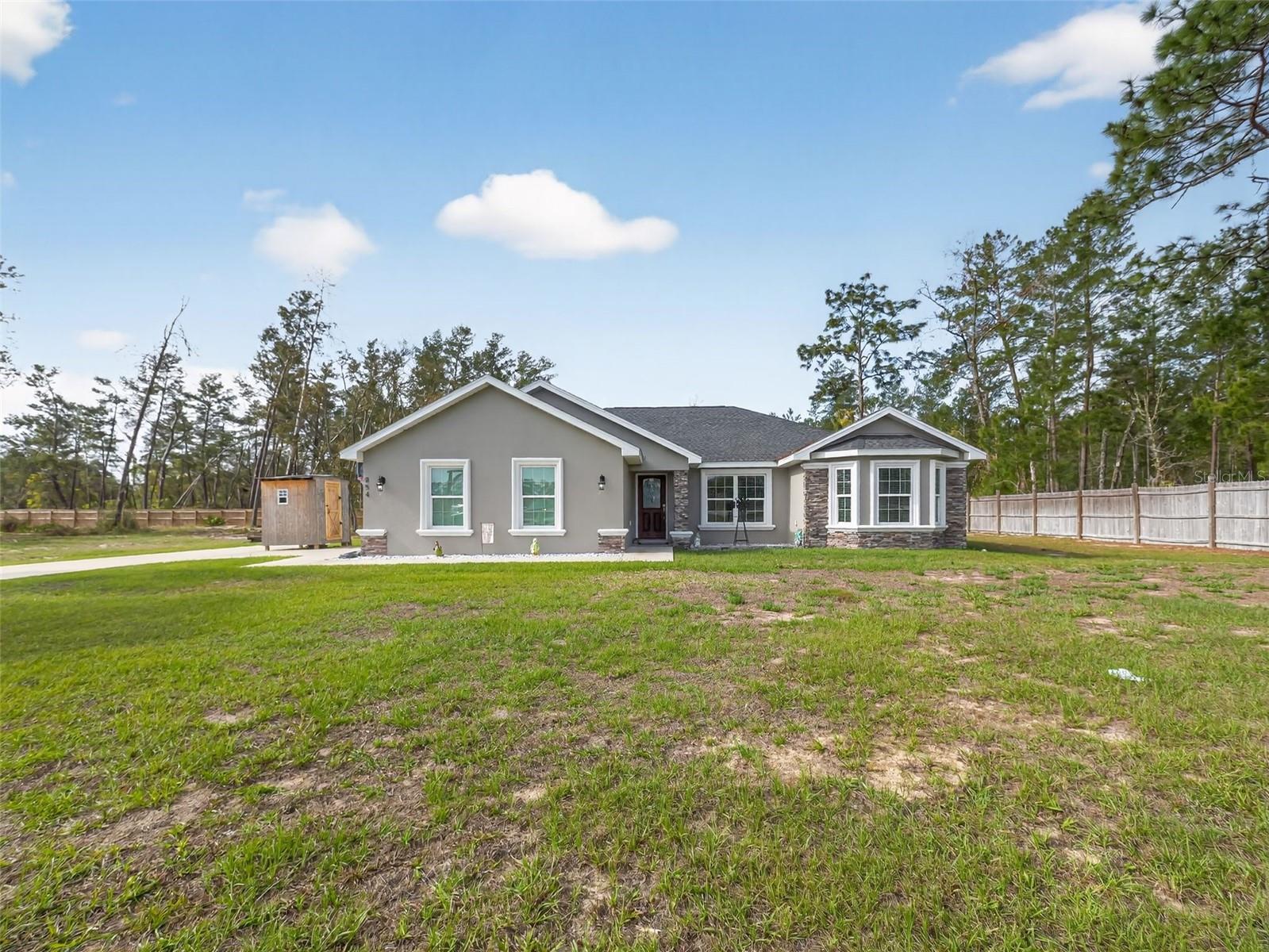 854 Fisher Rd Property Photo 1