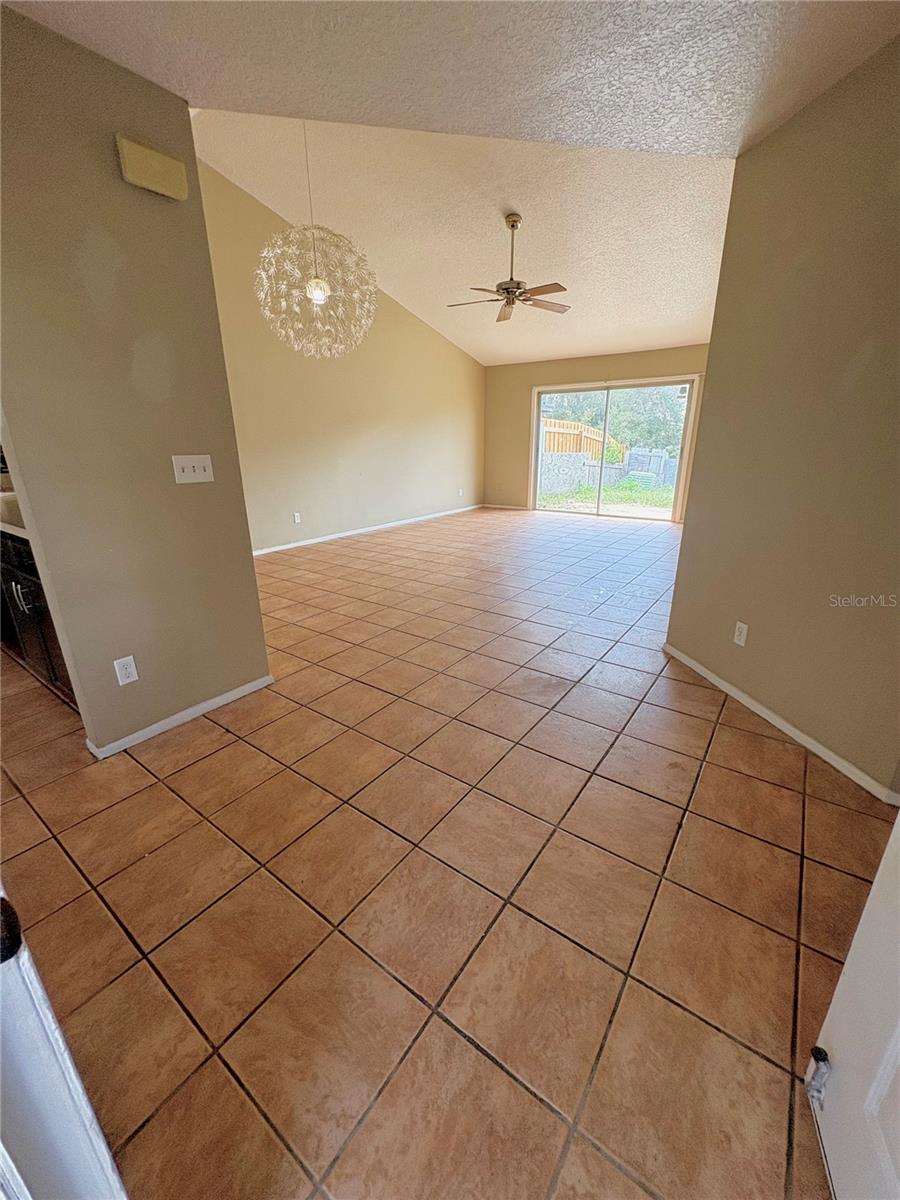 7416 Little Pond Ct Property Photo 4