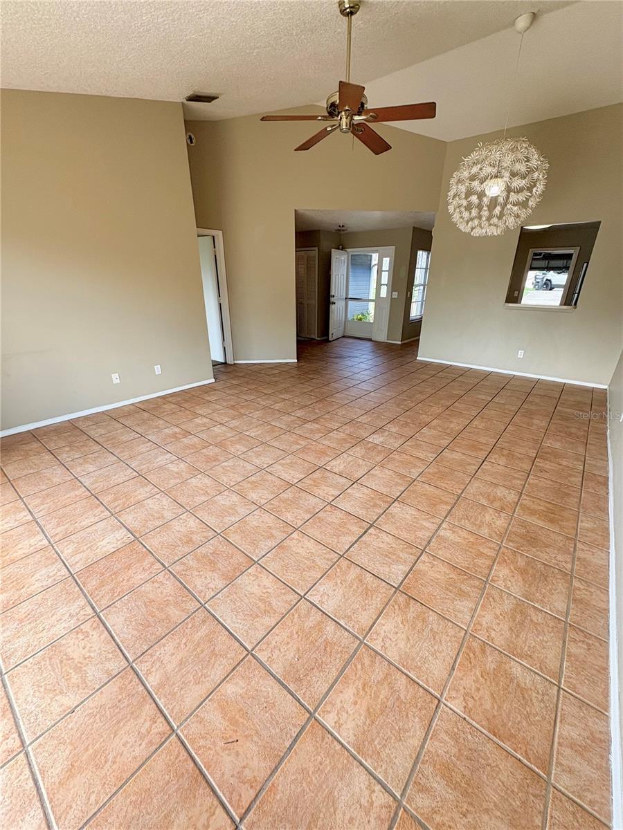 7416 Little Pond Ct Property Photo 6