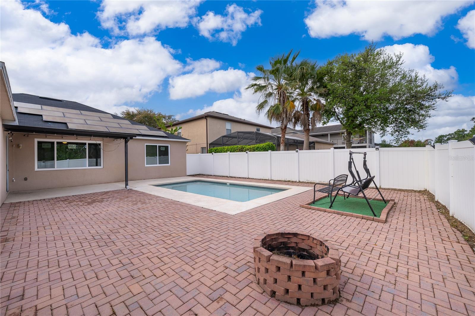 14467 Golden Rain Tree Blvd Property Photo 9
