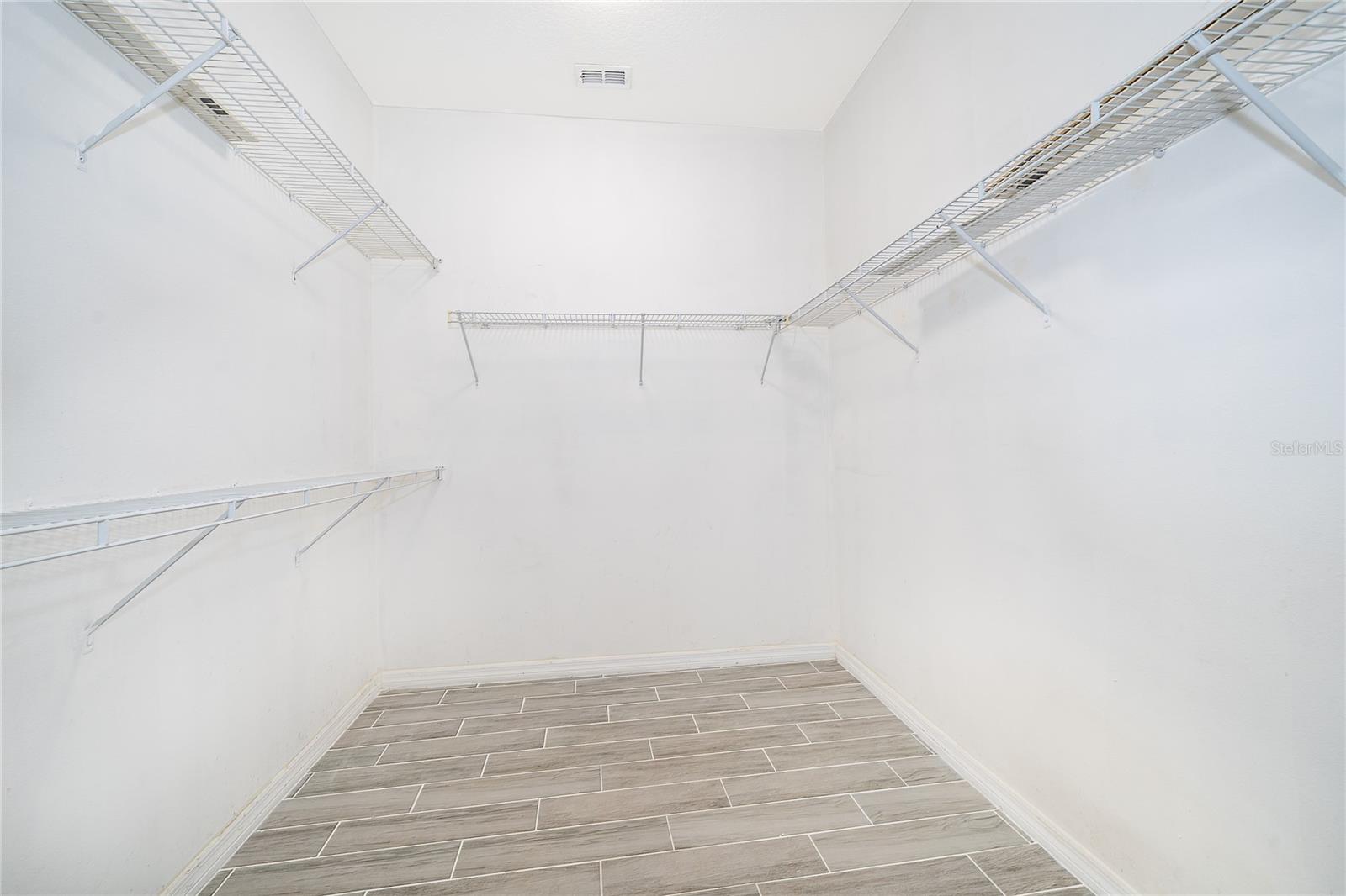 14467 Golden Rain Tree Blvd Property Photo 28