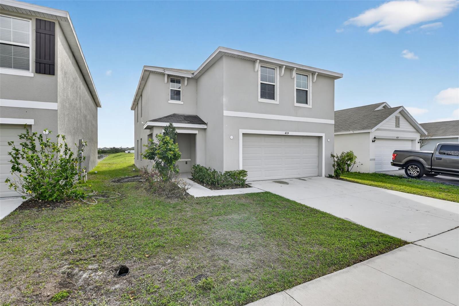 439 Sunlit Coral St Property Photo 2