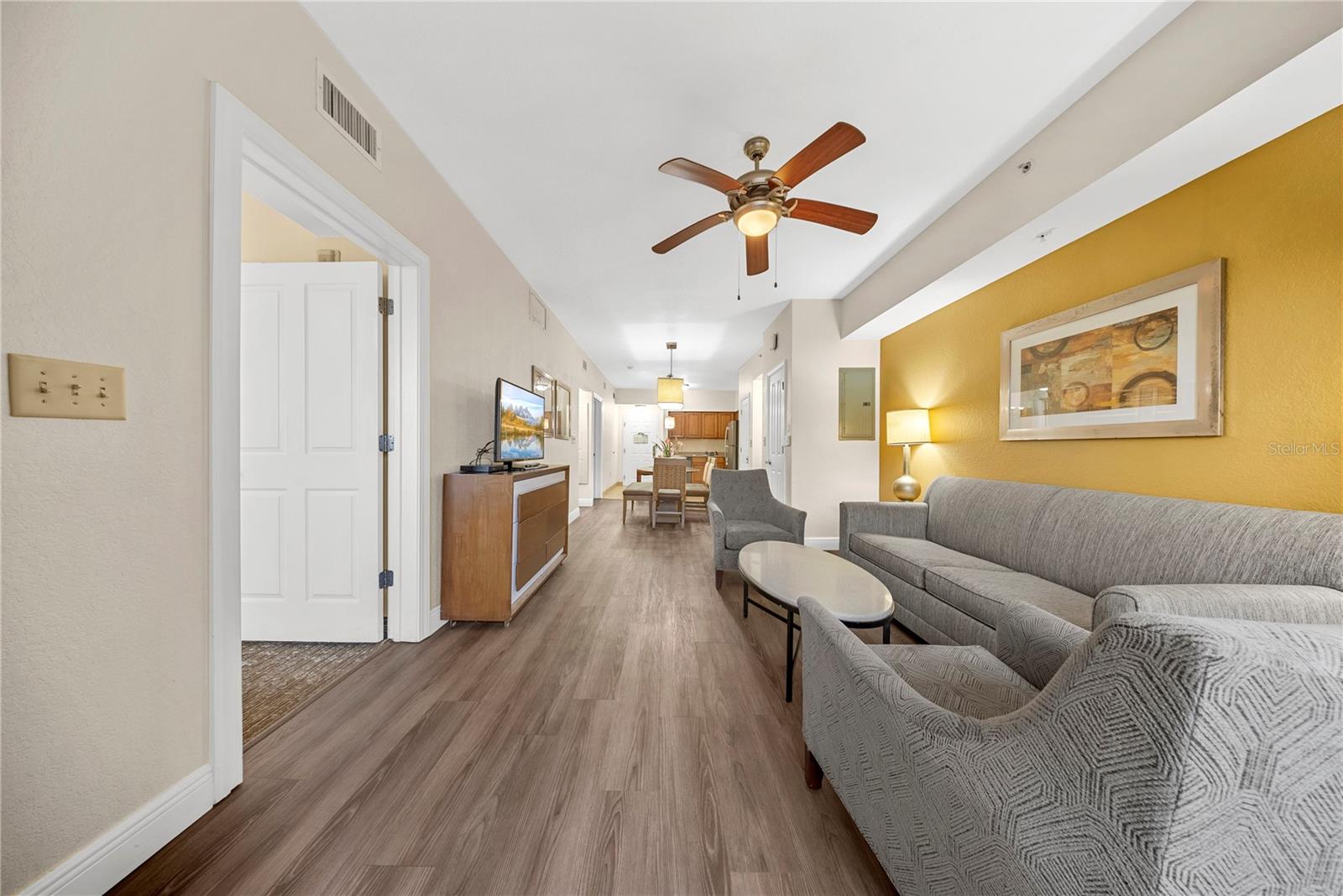12527 Floridays Resort Dr #402e Property Photo 6
