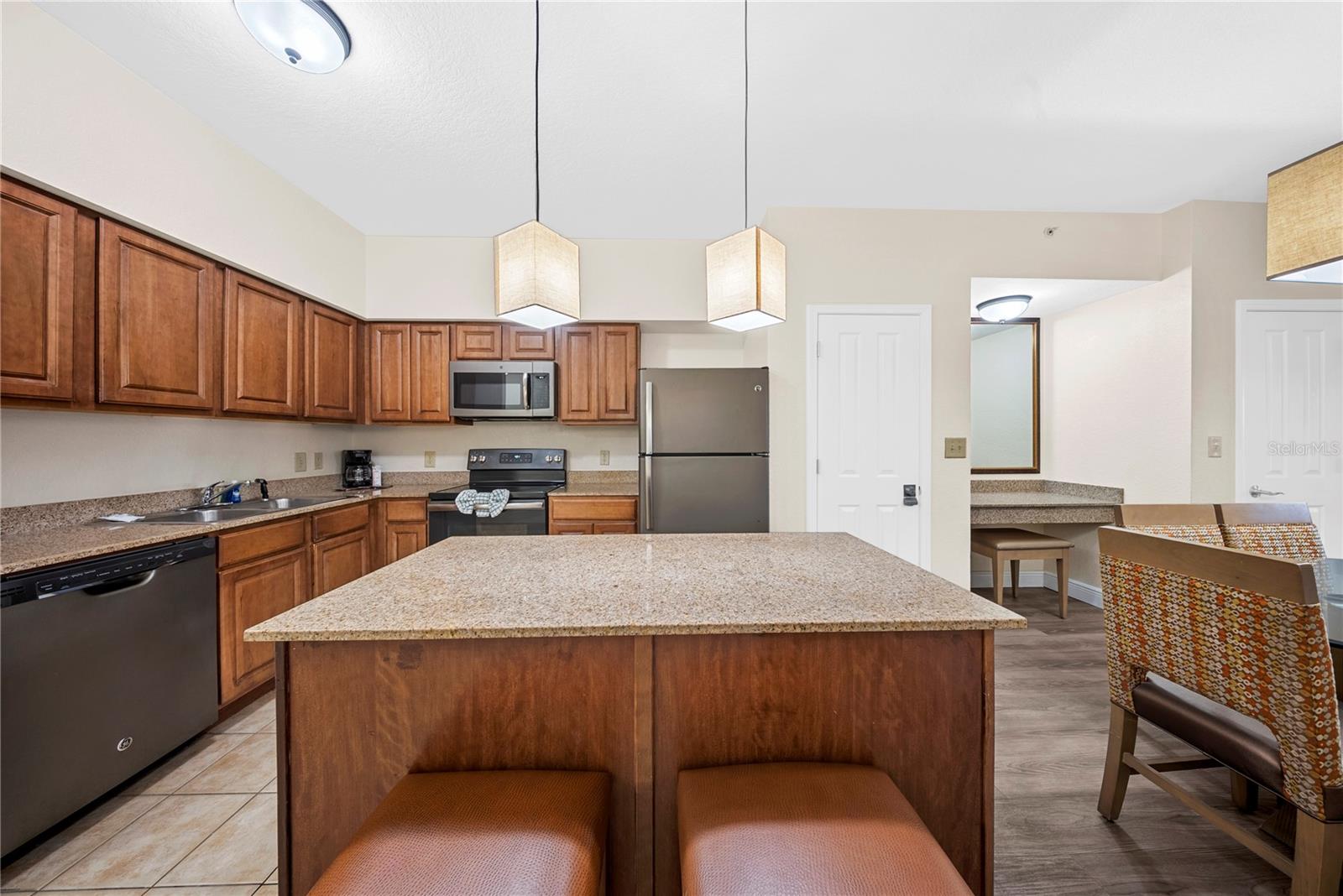 12527 Floridays Resort Dr #402e Property Photo 10