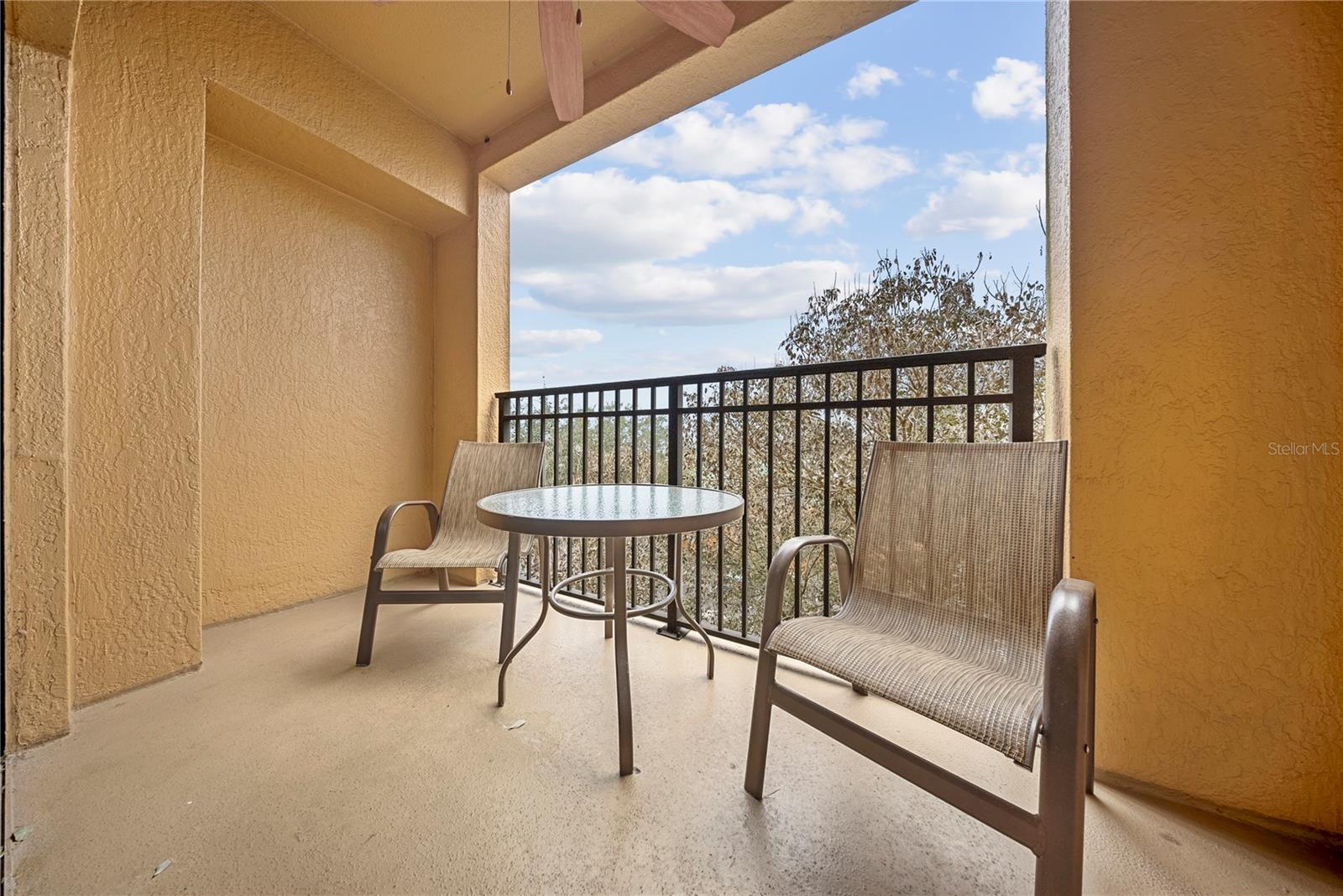 12527 Floridays Resort Dr #402e Property Photo 15