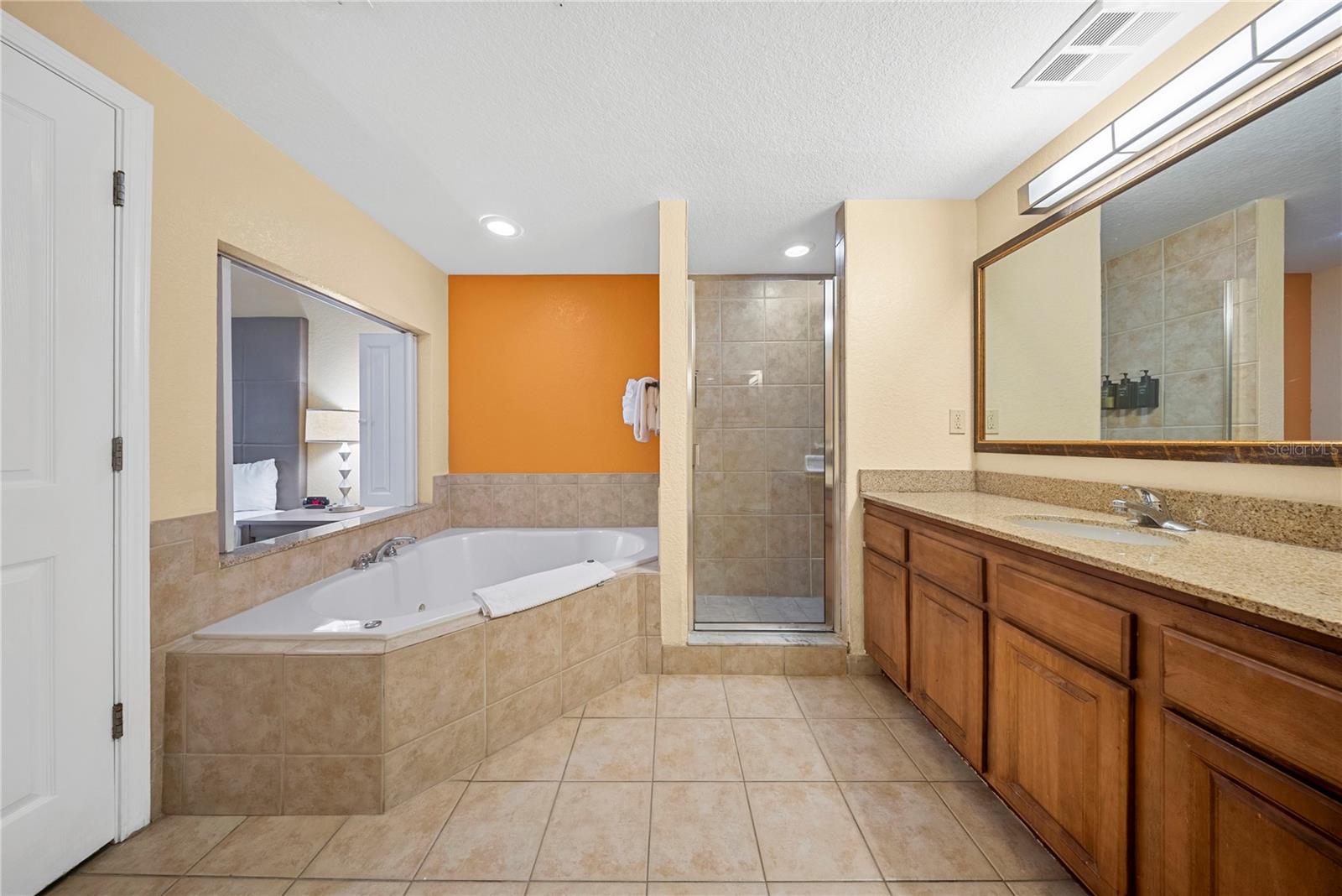 12527 Floridays Resort Dr #402e Property Photo 21