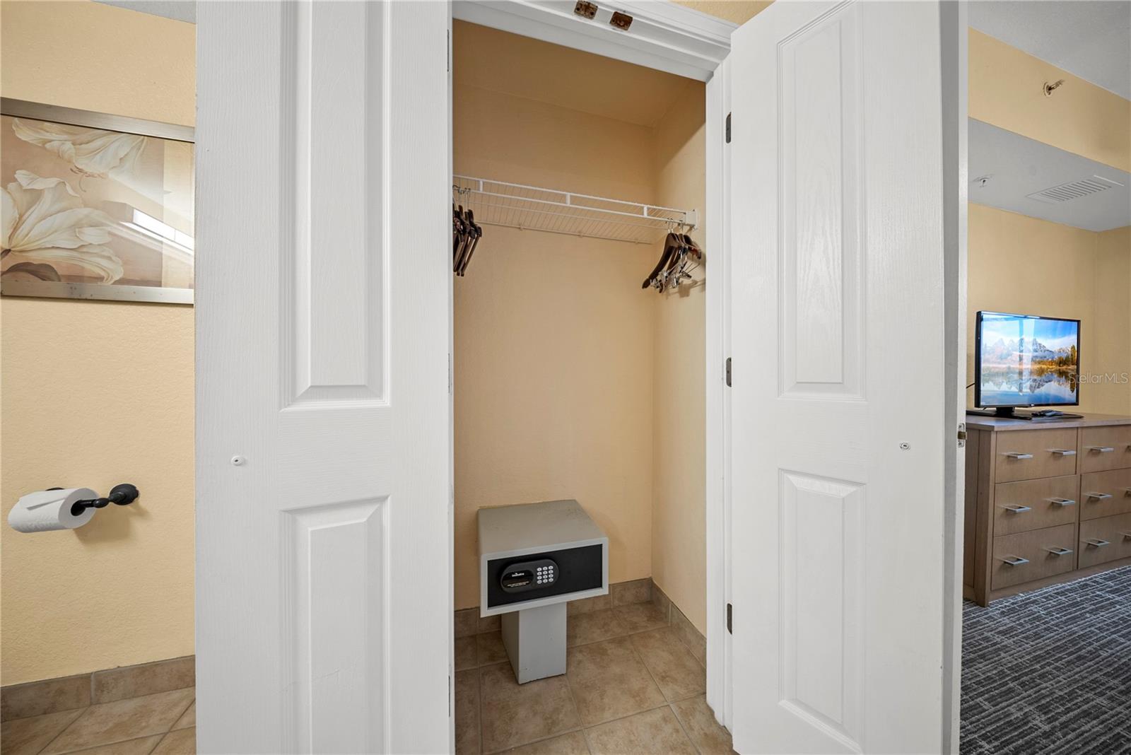 12527 Floridays Resort Dr #402e Property Photo 22