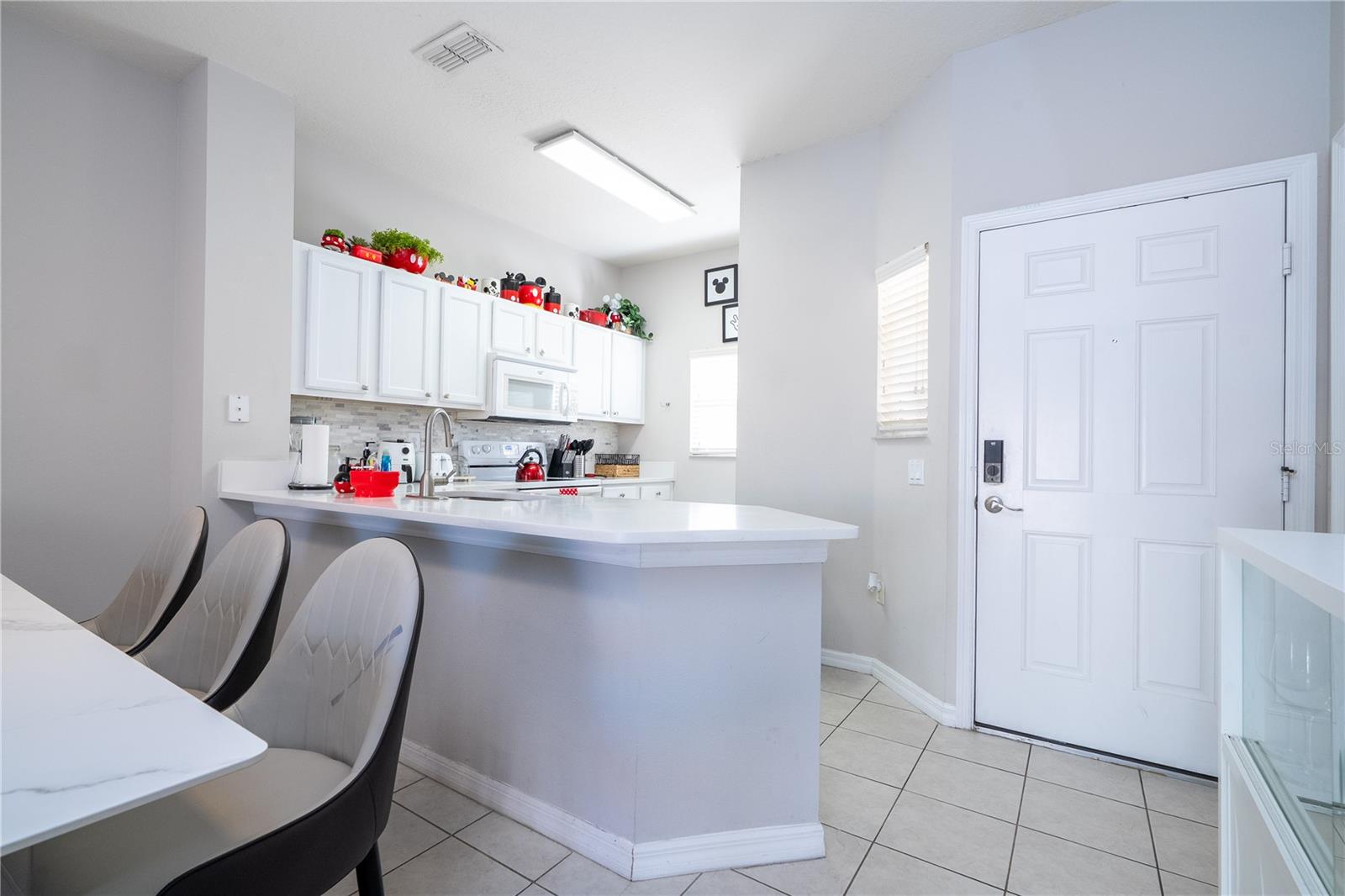 4554 Alberto Cir Property Photo 11