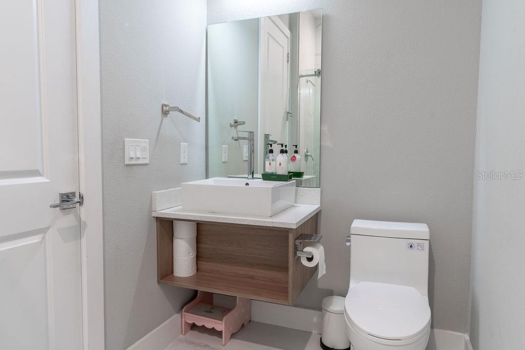 7701 Summerlake Pointe Blvd Property Photo 25