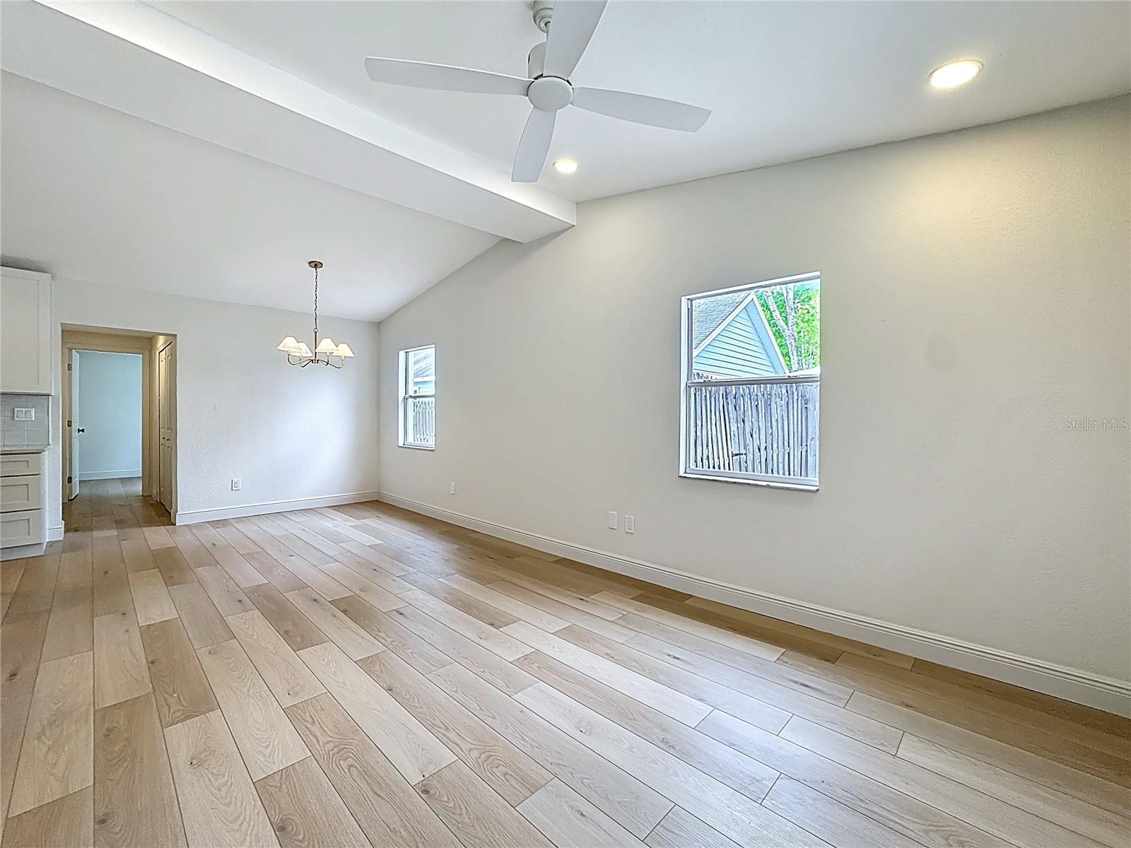 1018 Dowd Ave Property Photo 13