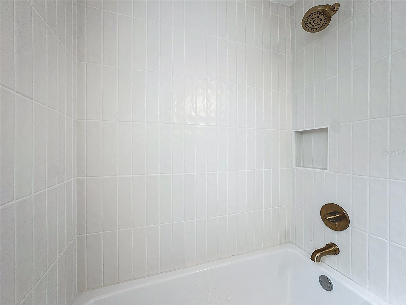 1018 Dowd Ave Property Photo 18