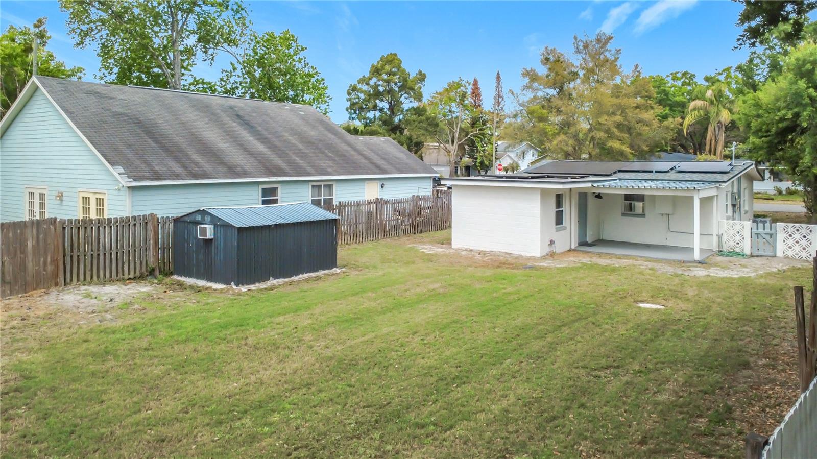 1018 Dowd Ave Property Photo 25