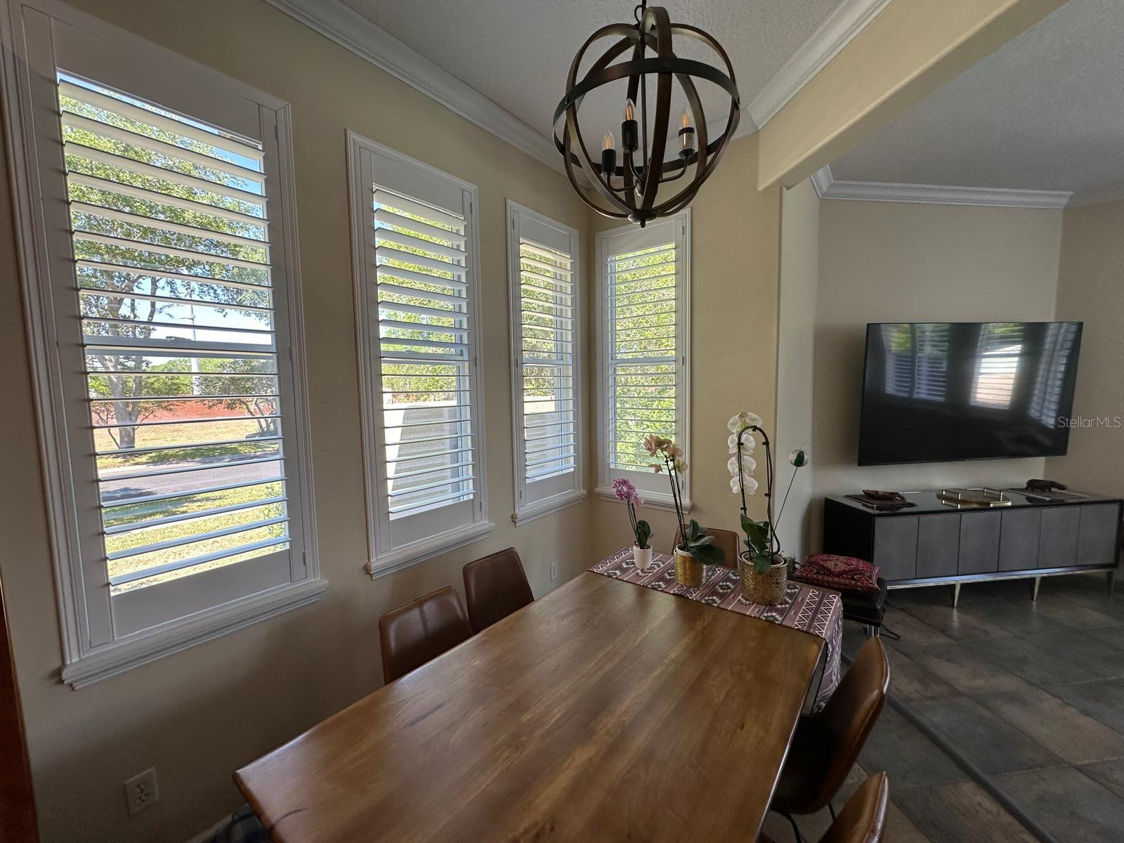 8734 Crestgate Cir Property Photo 11