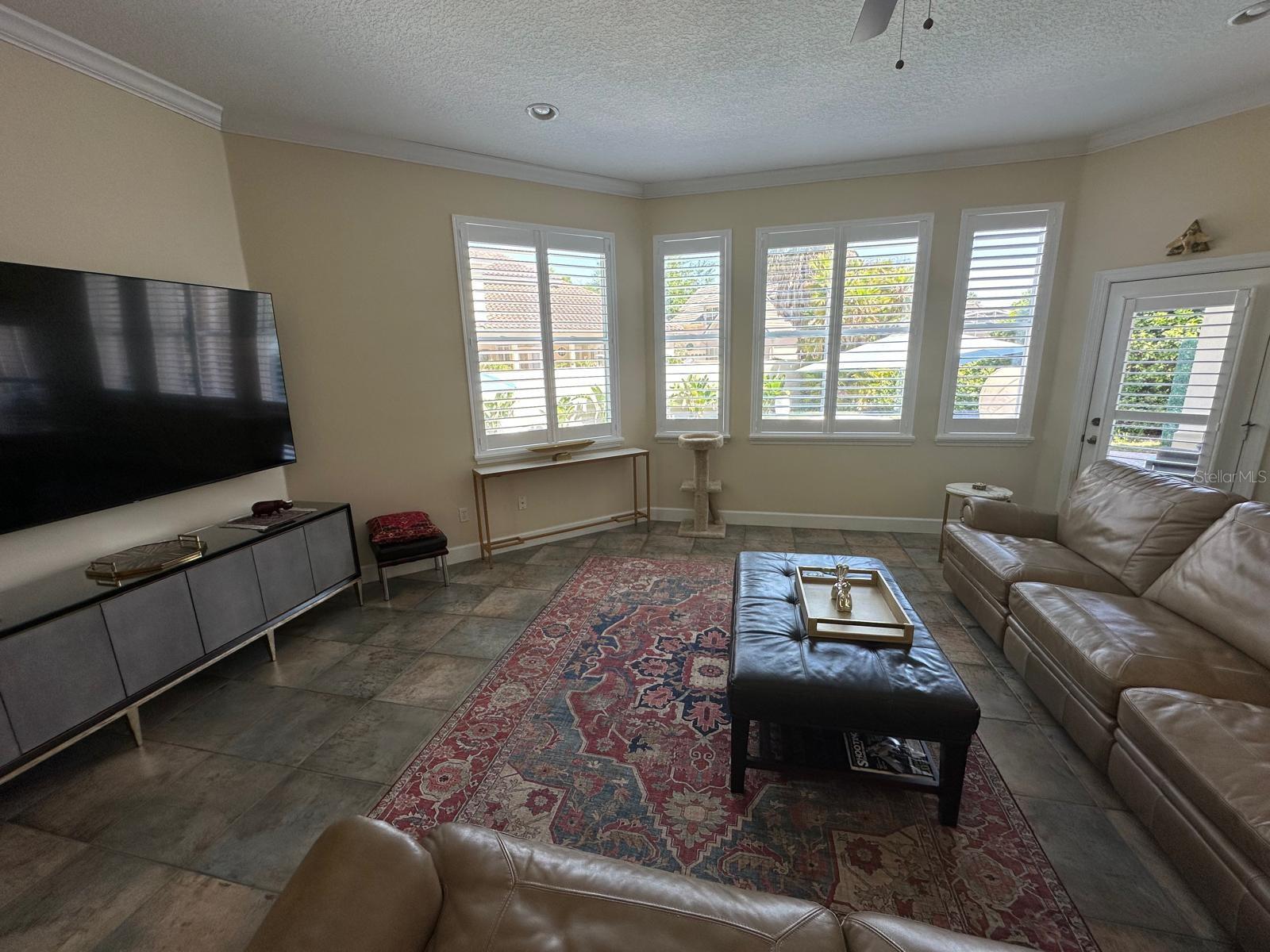 8734 Crestgate Cir Property Photo 13