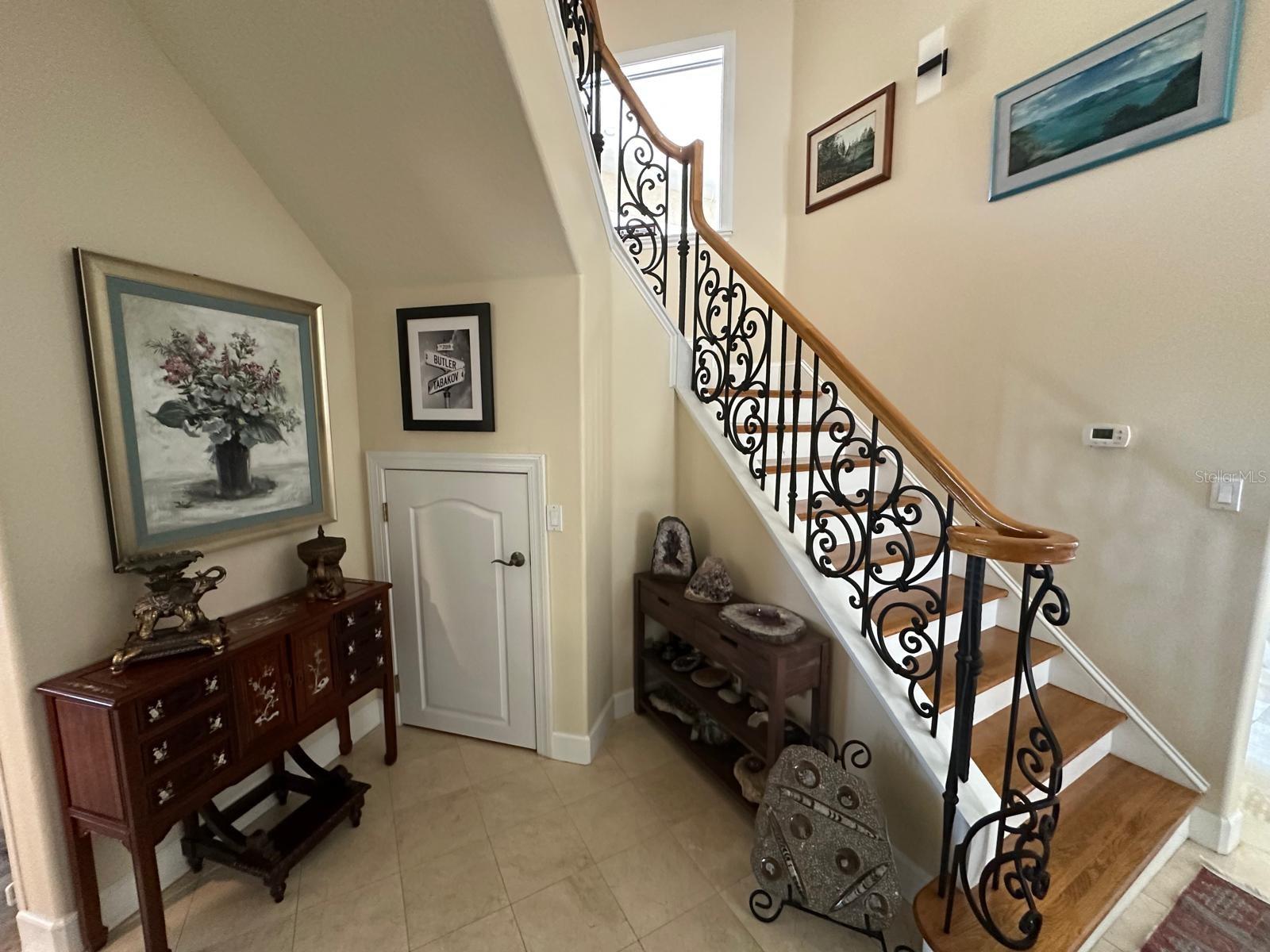 8734 Crestgate Cir Property Photo 20