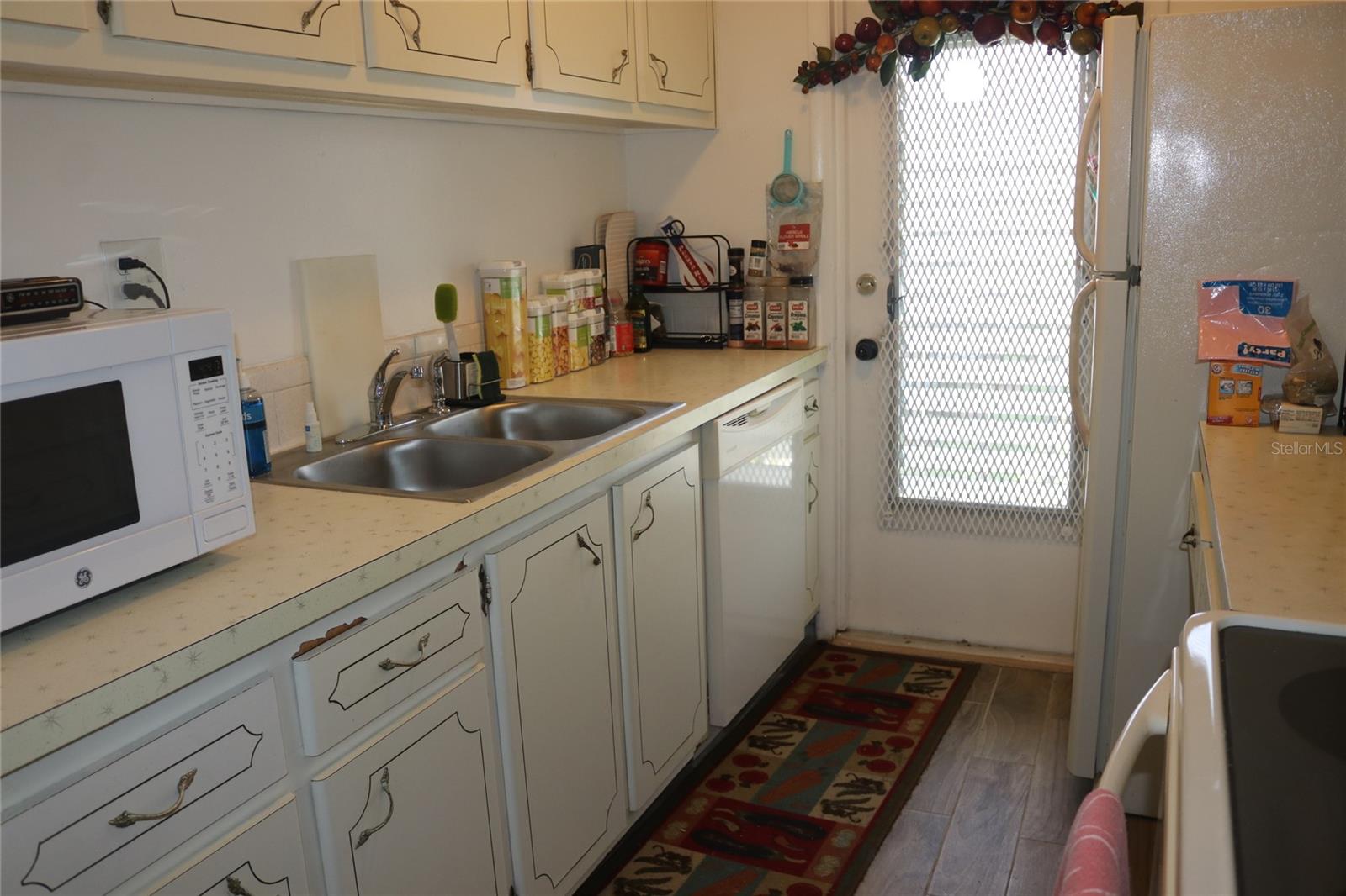 1700 6th St Nw #b23 Property Photo 8