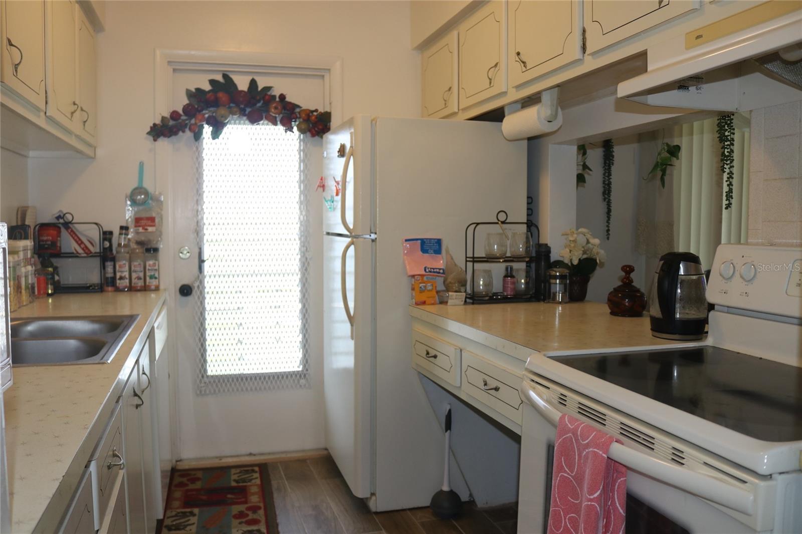 1700 6th St Nw #b23 Property Photo 9