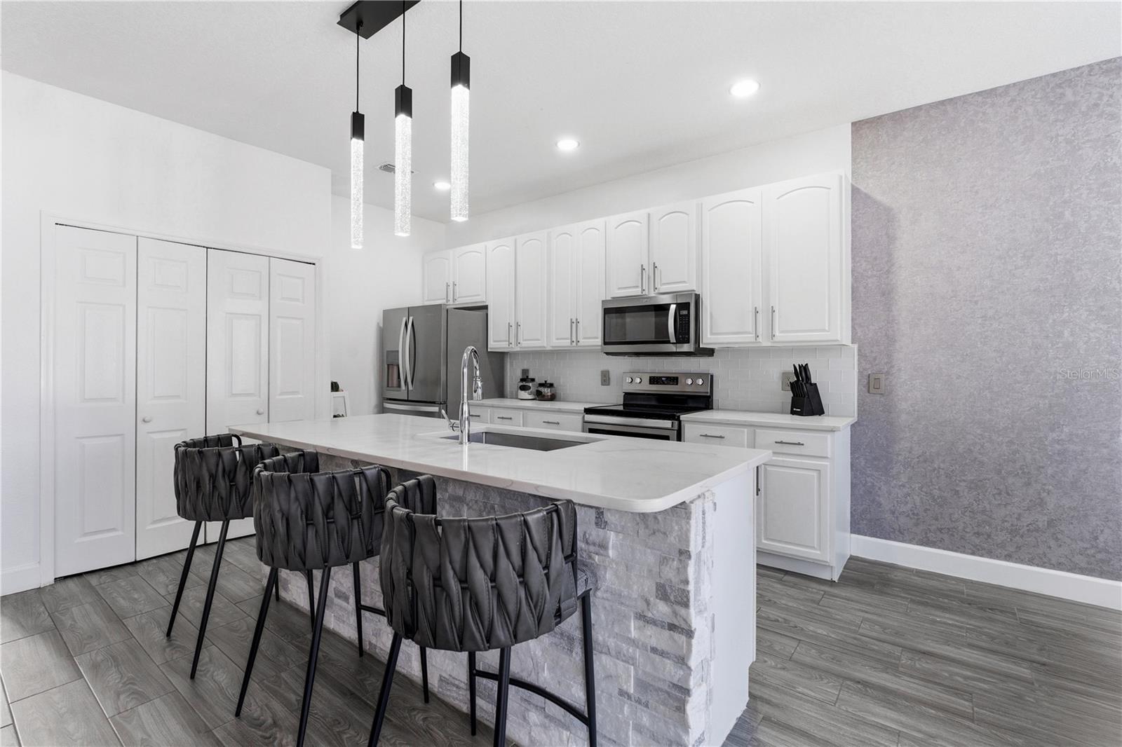 13060 Hatherton Cir Property Photo 31