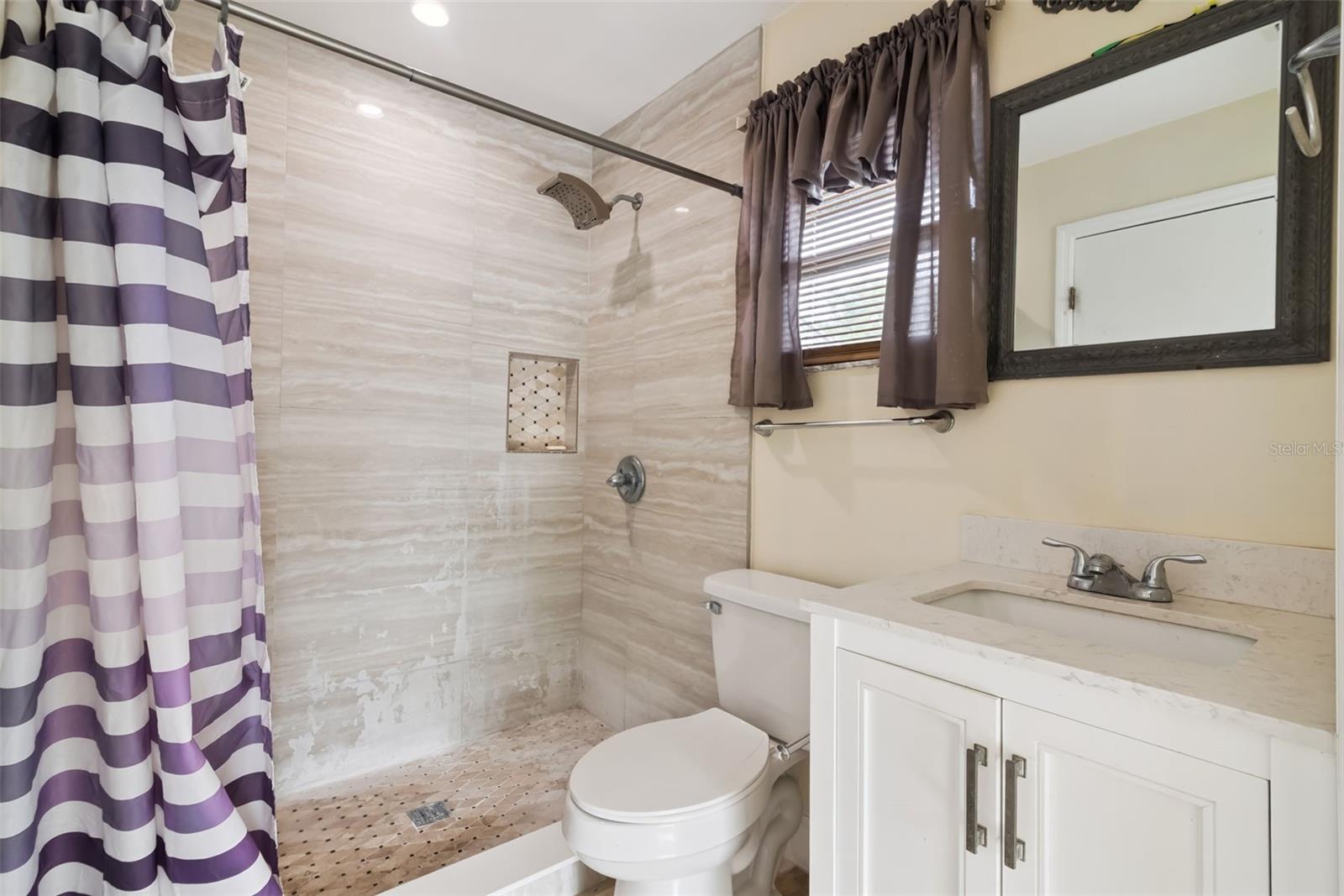 2260 Dolarway St Property Photo 15
