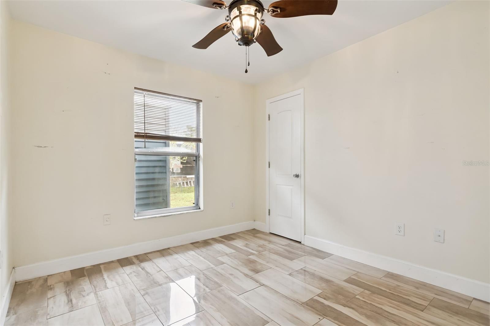 2260 Dolarway St Property Photo 16