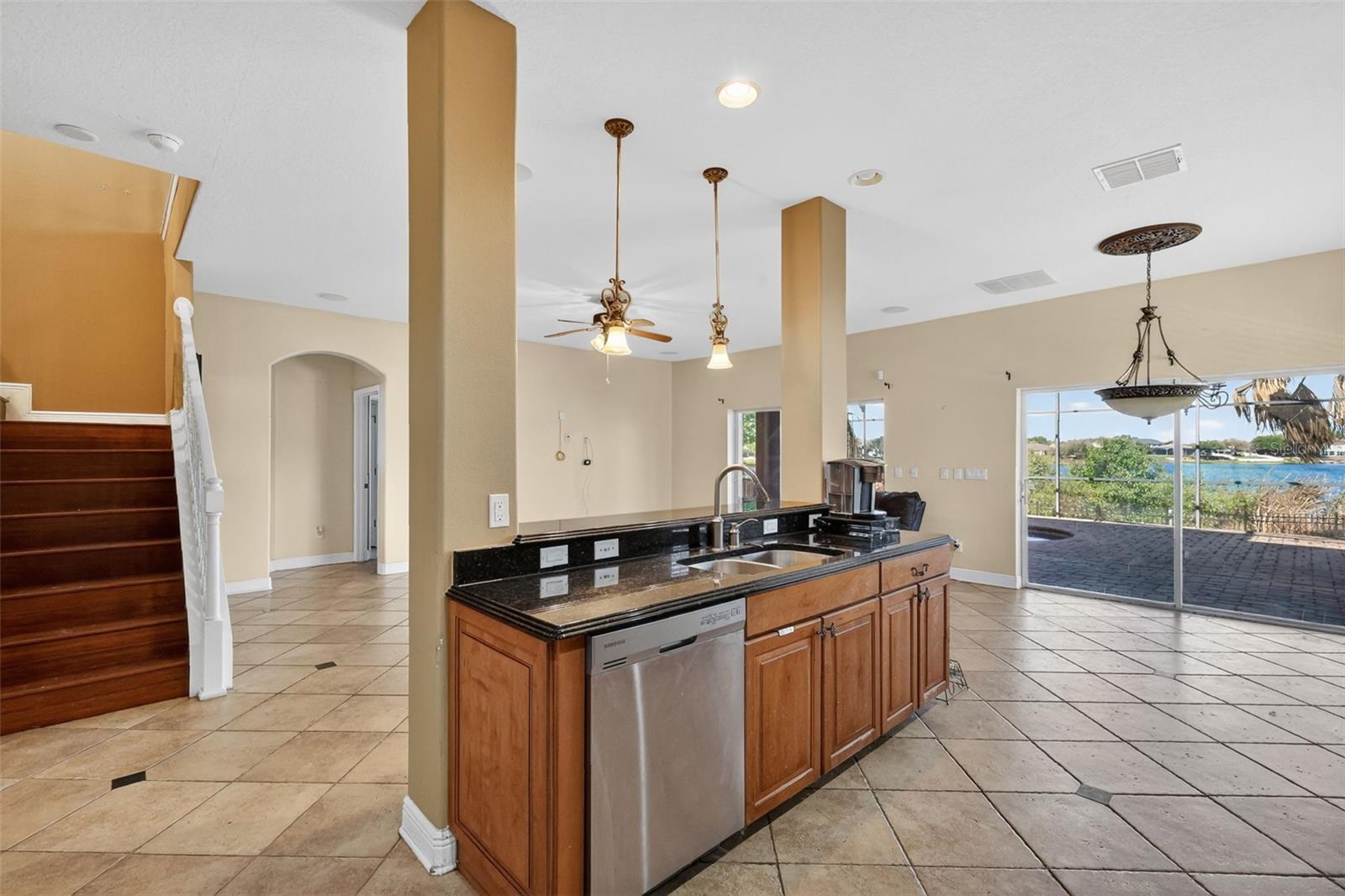 5413 Walsh Pond Ct Property Photo 8