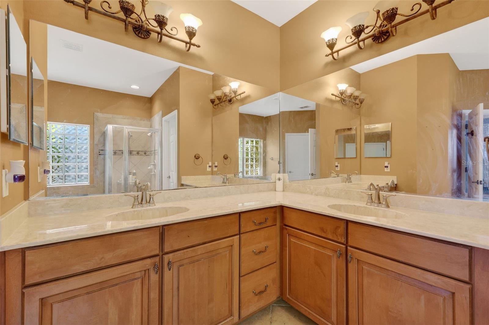 5413 Walsh Pond Ct Property Photo 16