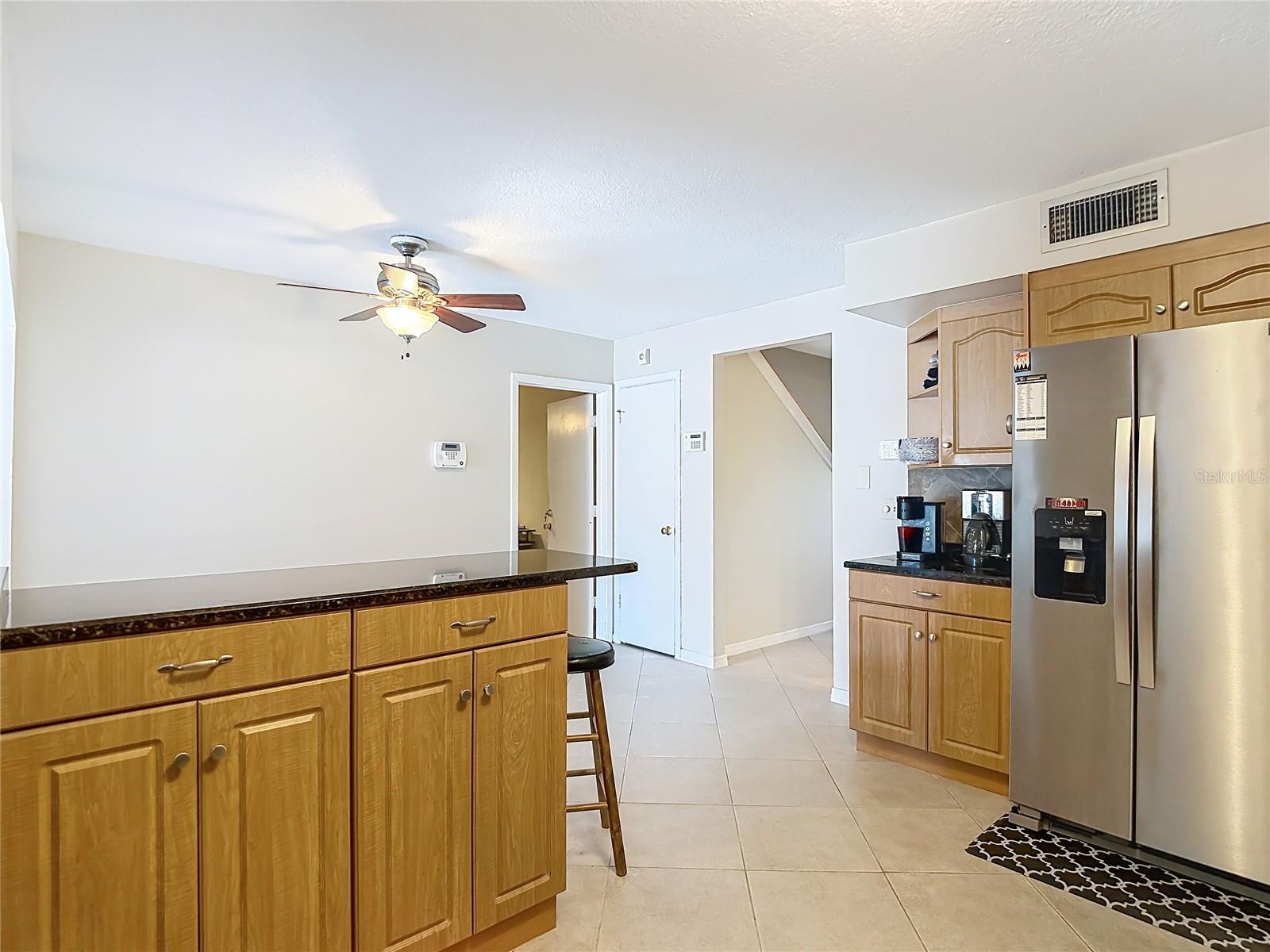 3114 W Paris St Property Photo 5