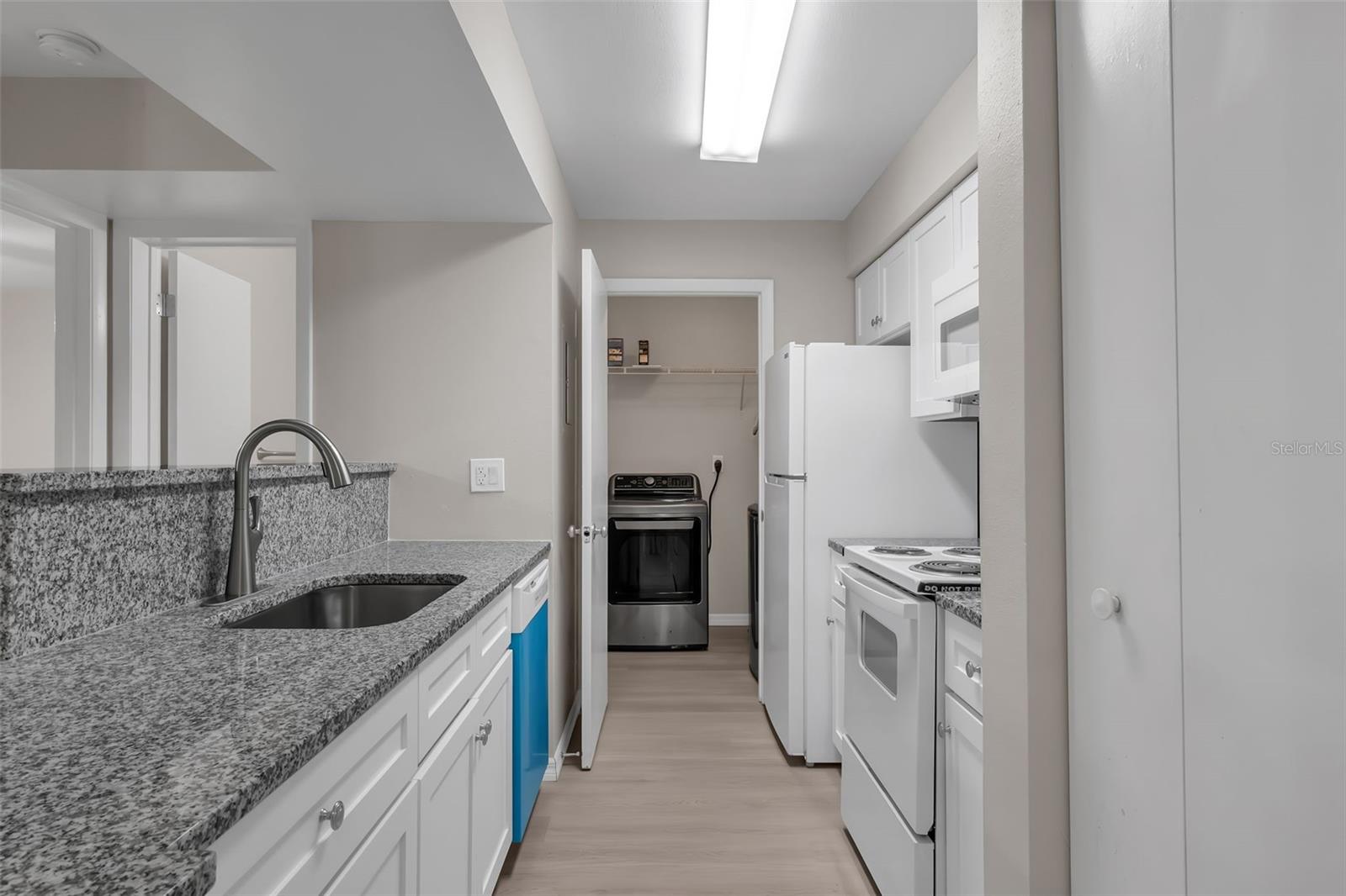 3016 Parkway Blvd #206 Property Photo 8