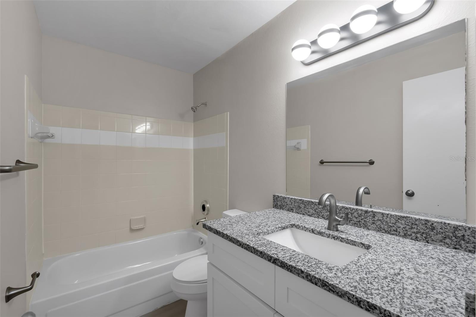 3016 Parkway Blvd #206 Property Photo 12